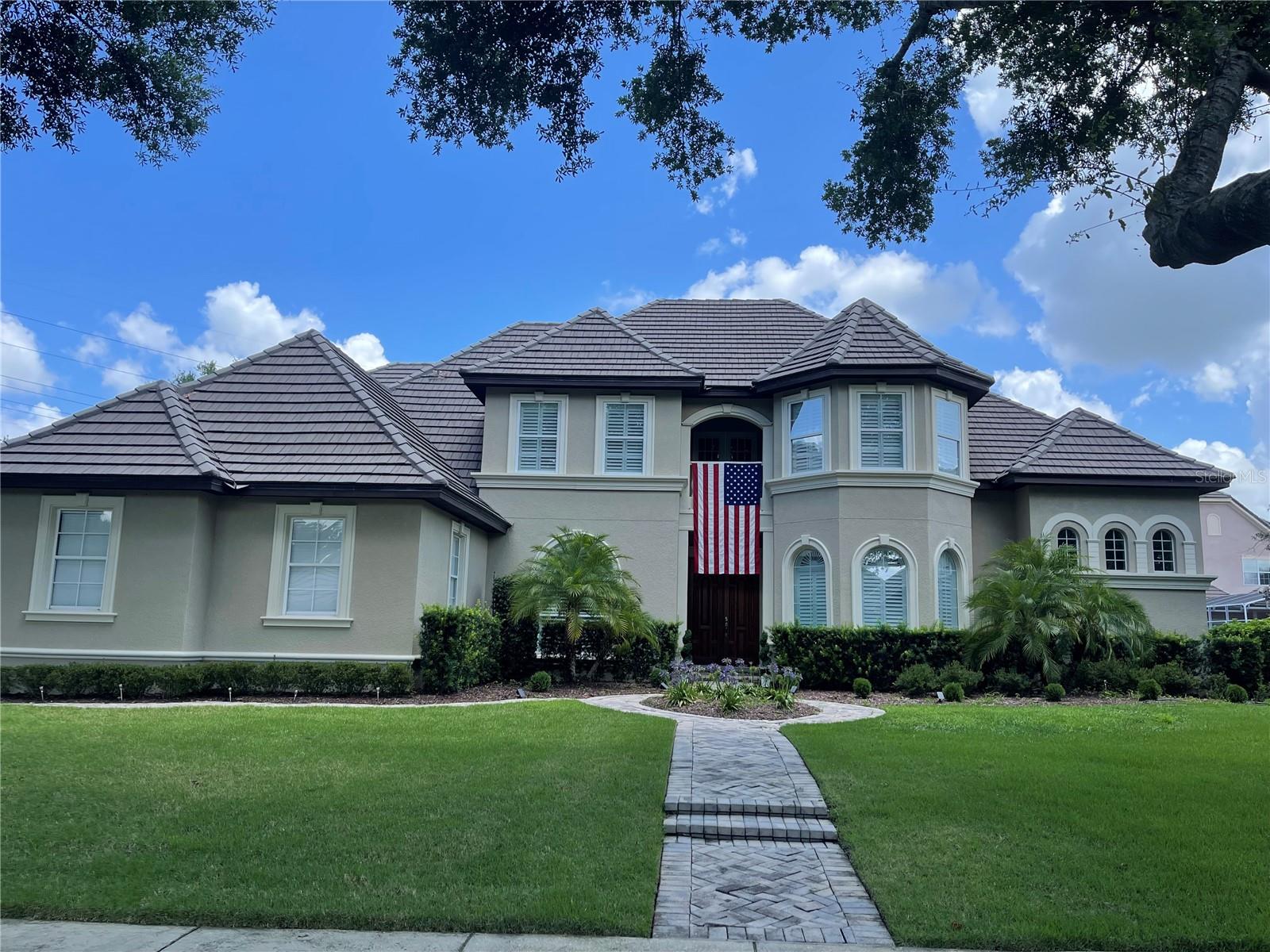 En Venta 8734 CRESTGATE CIR, ORLANDO, FL 32819