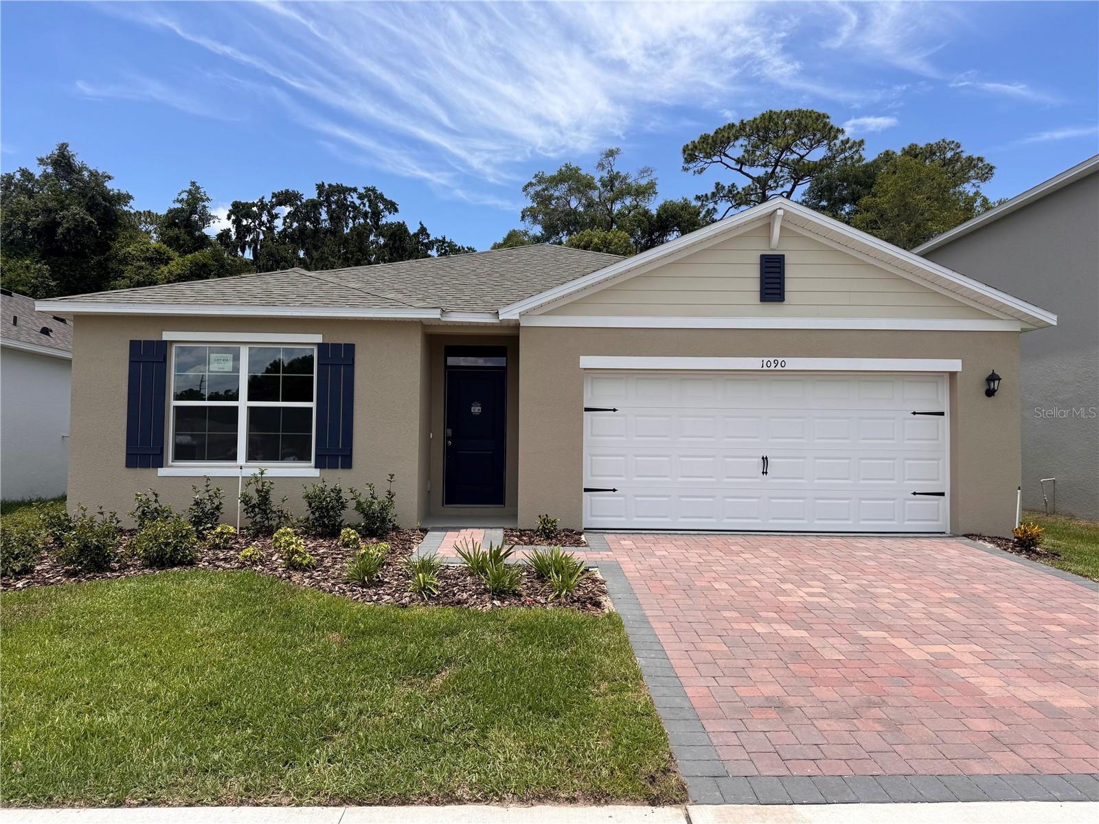 Foto de propiedad en 1090 GULL DR APOPKA con MLS# O6391866