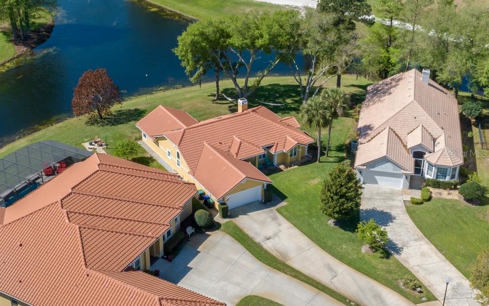 Foto de propiedad en 14050 FAIRWAY WILLOW LN WINTER GARDEN con MLS# O6392994