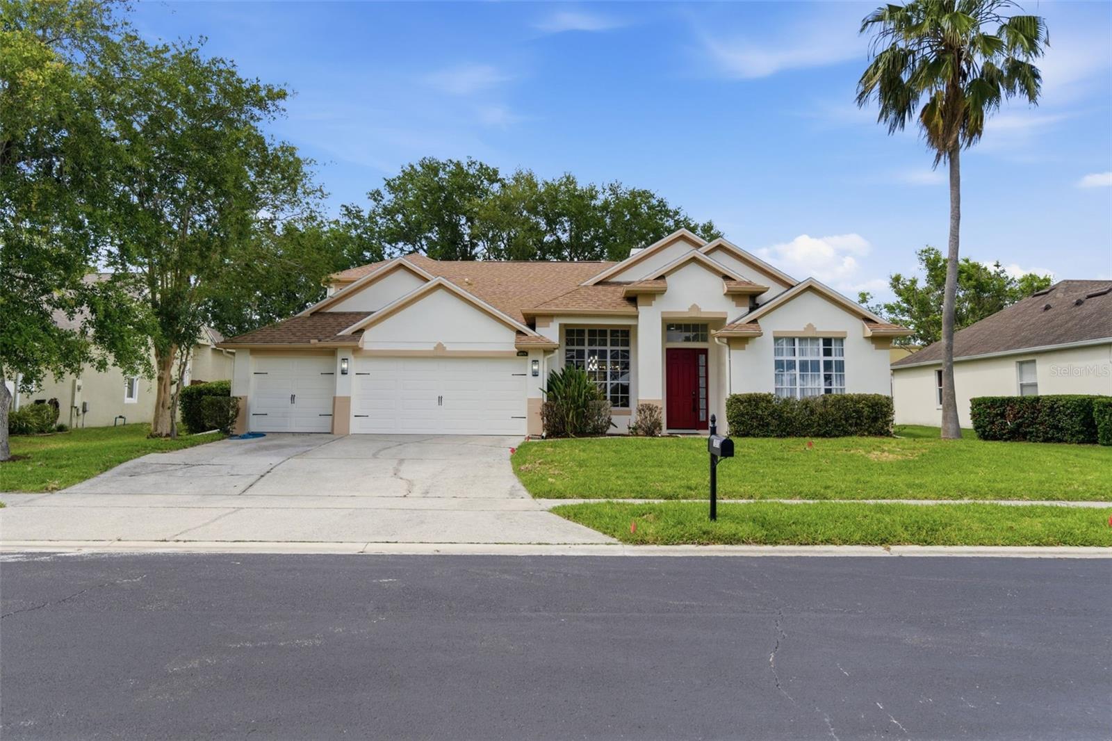 Foto de propiedad en 12513 SCARLETT SAGE CT WINTER GARDEN con MLS# O6393138