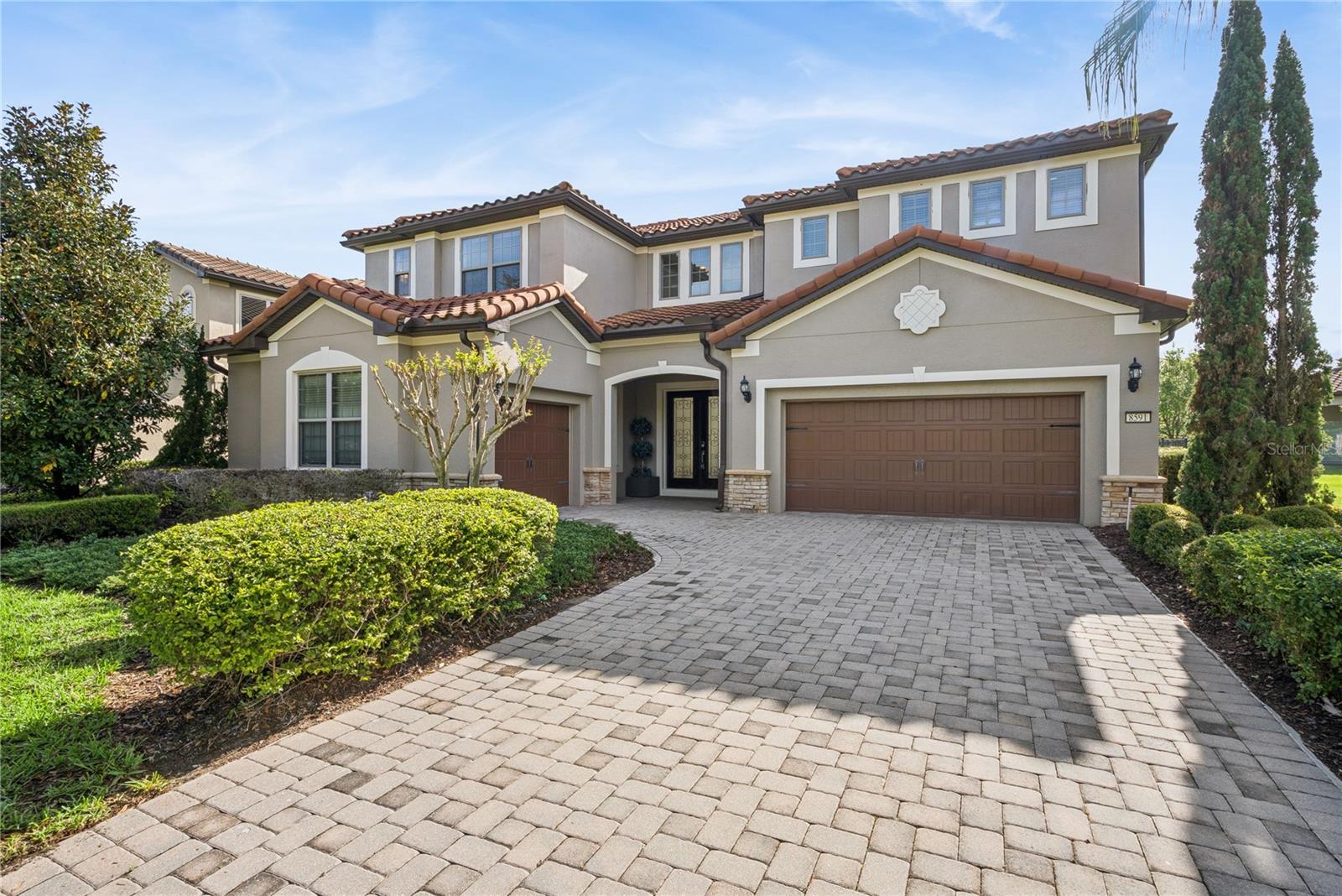 Foto de propiedad en 8591 ADALINA PL ORLANDO con MLS# O6393523
