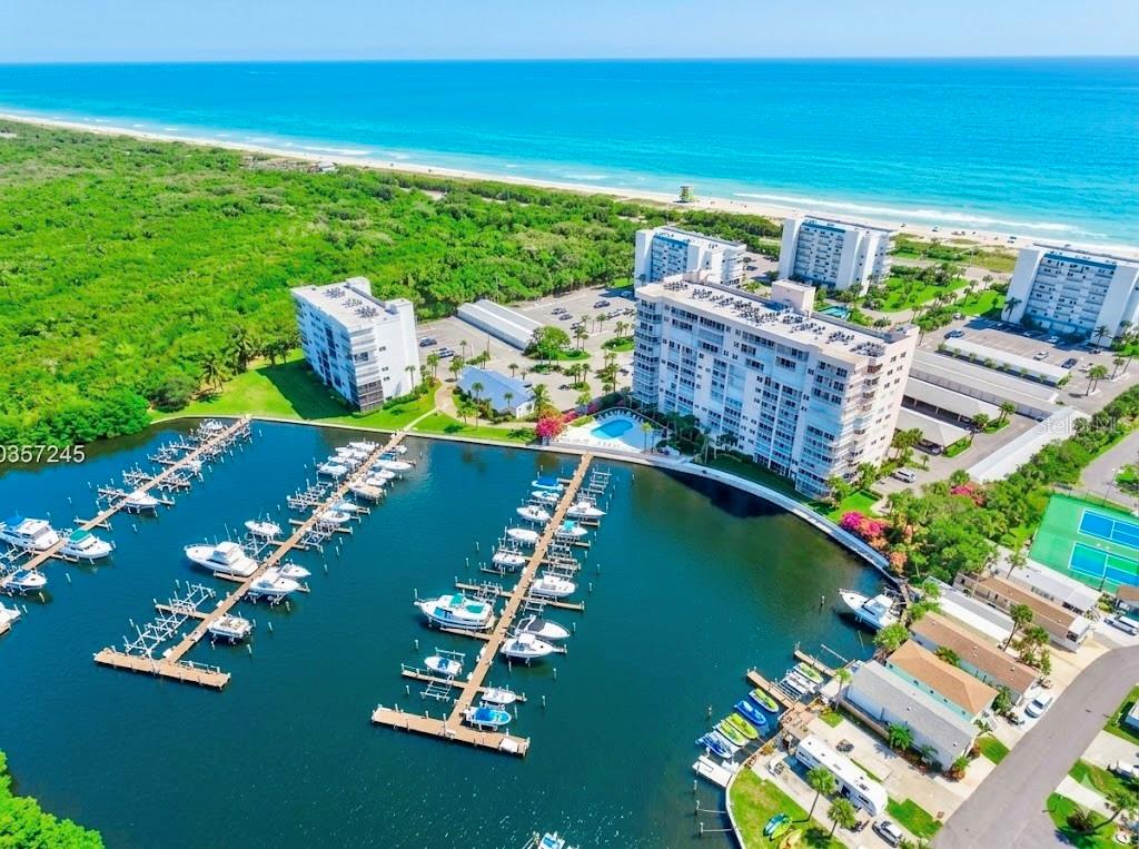 Foto de propiedad en 5151 N HIGHWAY A1A #212 HUTCHINSON ISLAND con MLS# O6393937