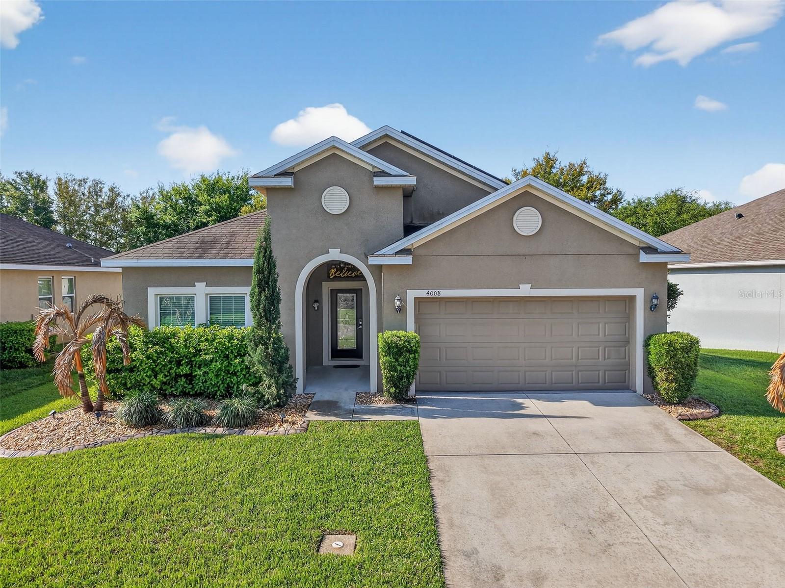 Foto de propiedad en 4008 ETERNITY CIR ST CLOUD con MLS# O6394224