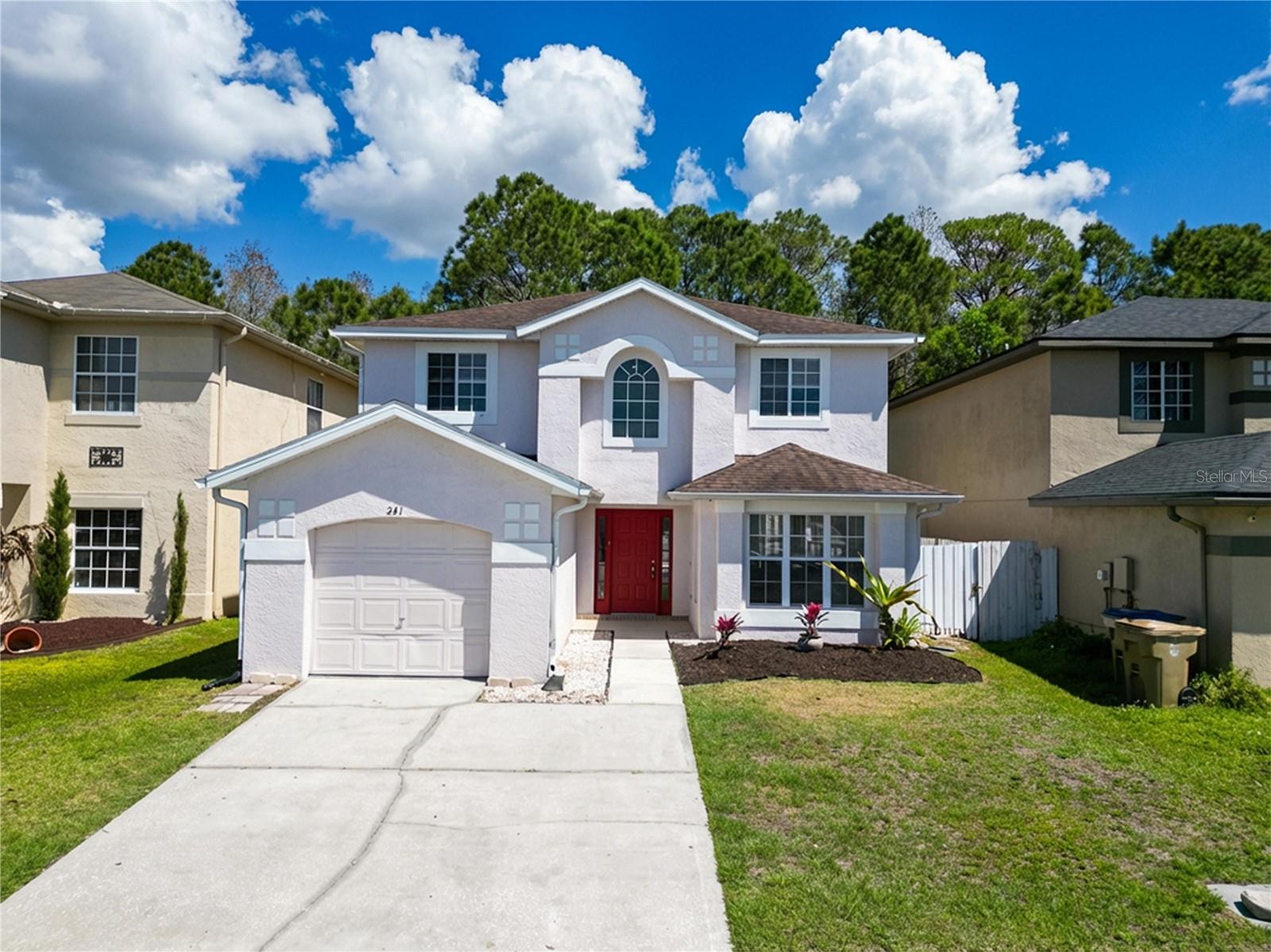 Foto de propiedad en 241 CORALWOOD CT KISSIMMEE con MLS# O6394360