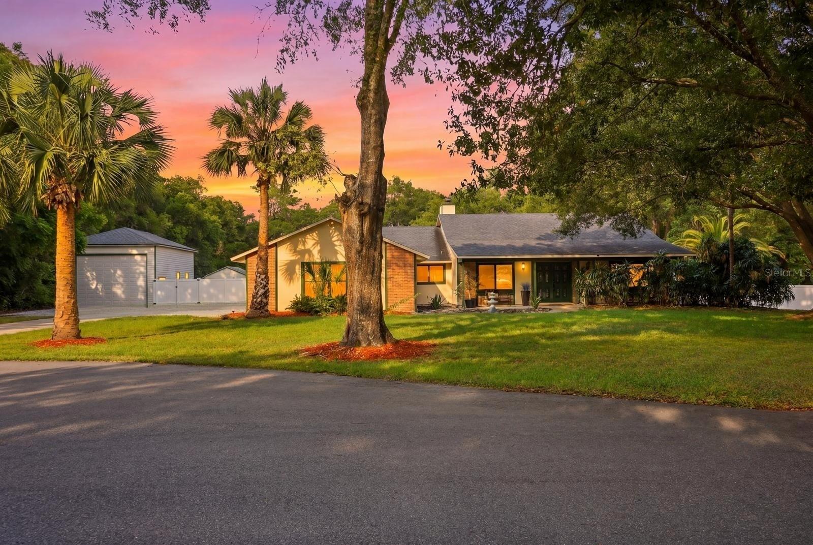 Foto de propiedad en 3501 HILL STREAM AVE APOPKA con MLS# O6395233