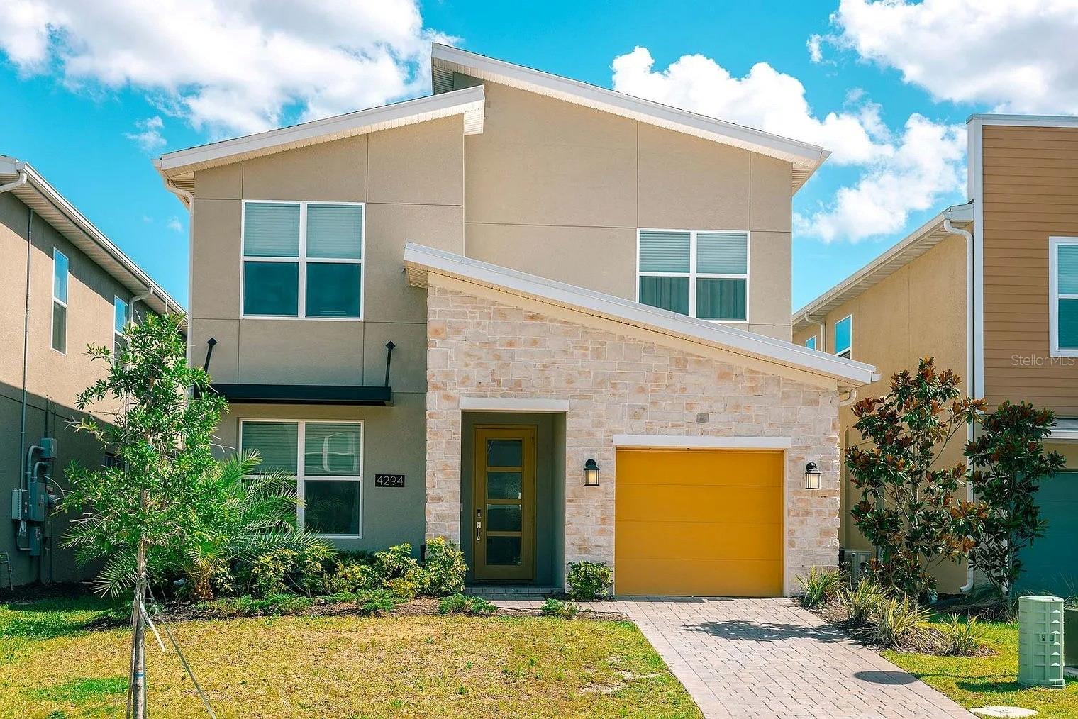 Foto de propiedad en 4294 PARAGRAPH DR KISSIMMEE con MLS# O6396690