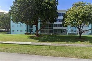 Foto de propiedad en 4141 NW 44TH AVE #226 LAUDERDALE LAKES con MLS# O6396830