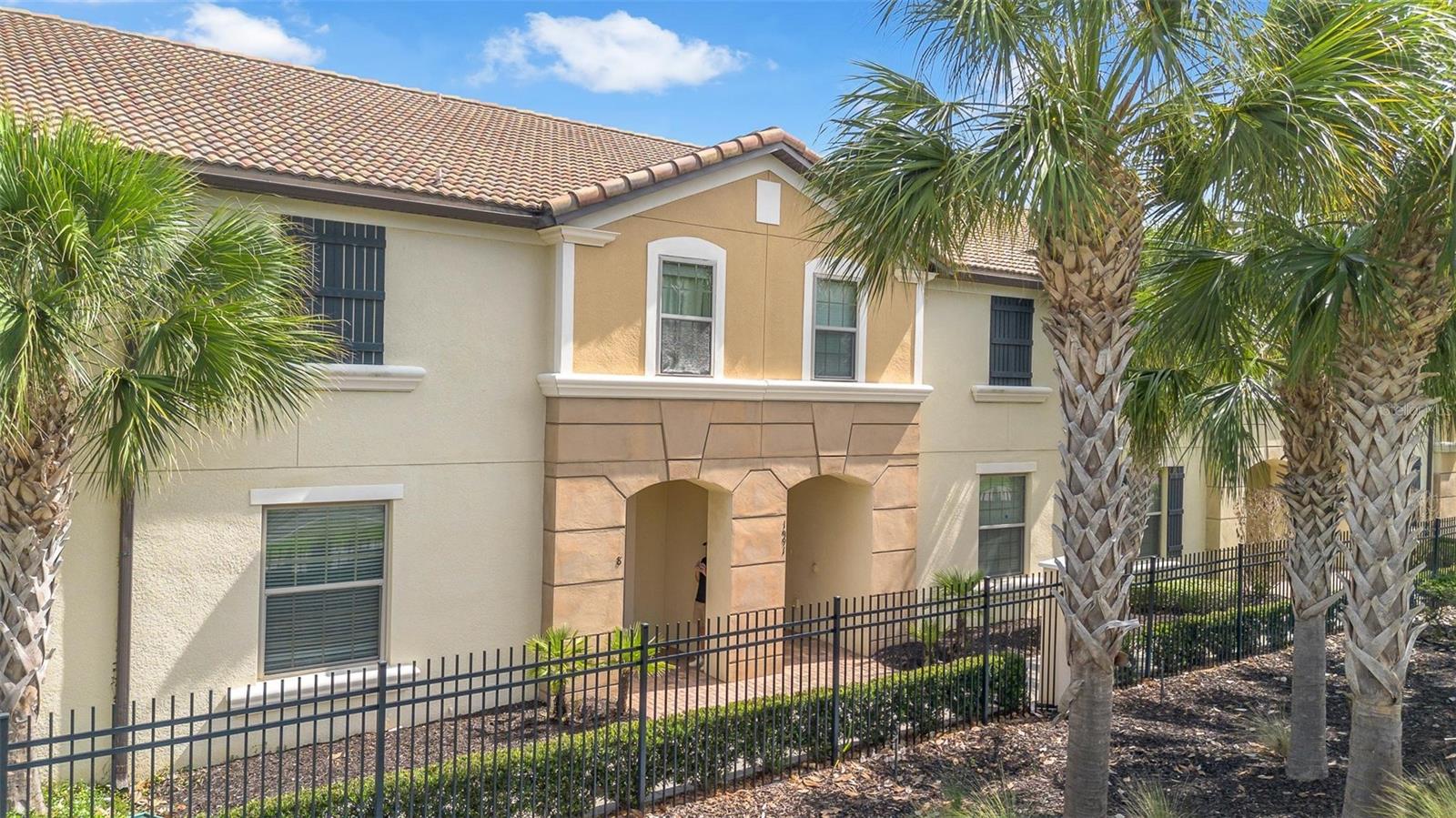 Foto de propiedad en 1987 MAJORCA DR KISSIMMEE con MLS# O6397361