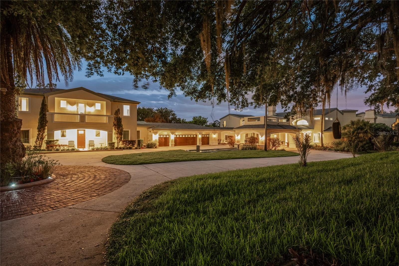 En Venta 8866 DARLENE DR, ORLANDO, FL 32836