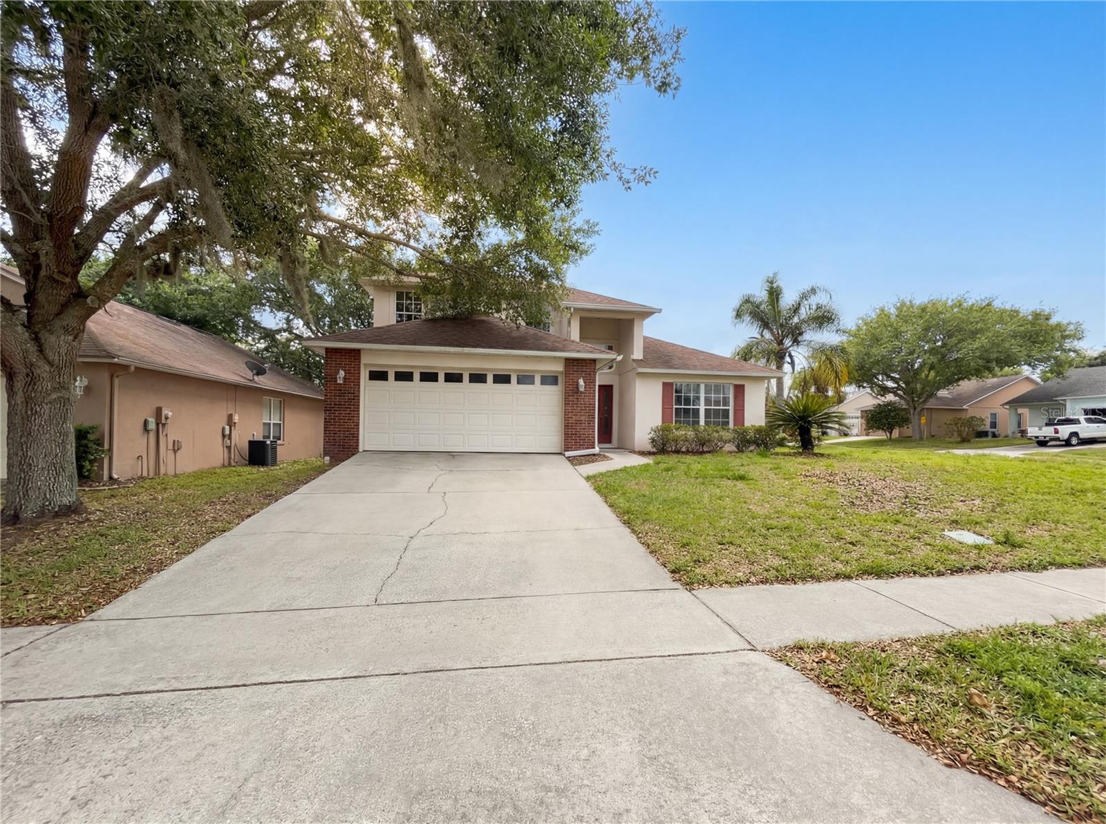 Foto de propiedad en 1021 DEKLEVA DR APOPKA con MLS# O6398492