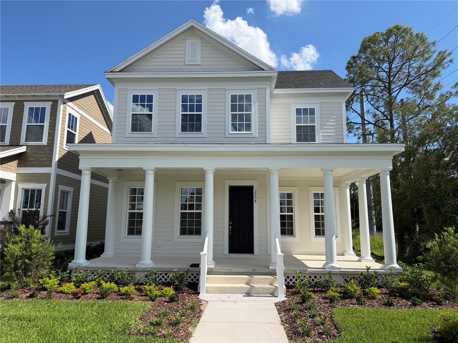 Foto de propiedad en 2504 CELEBRATION BLVD CELEBRATION con MLS# O6398738