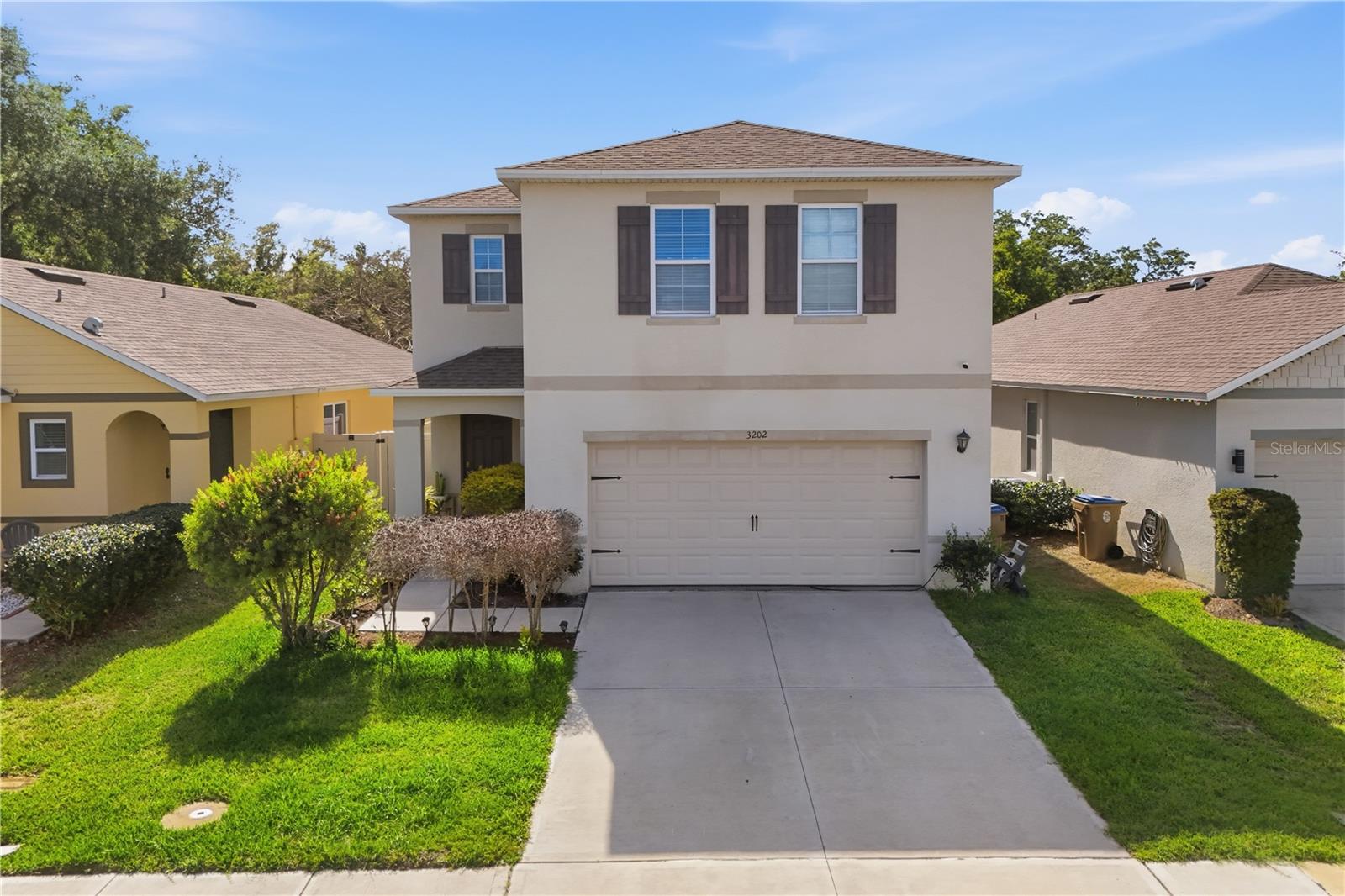 Foto de propiedad en 3202 SURFBIRD ST KISSIMMEE con MLS# O6399070