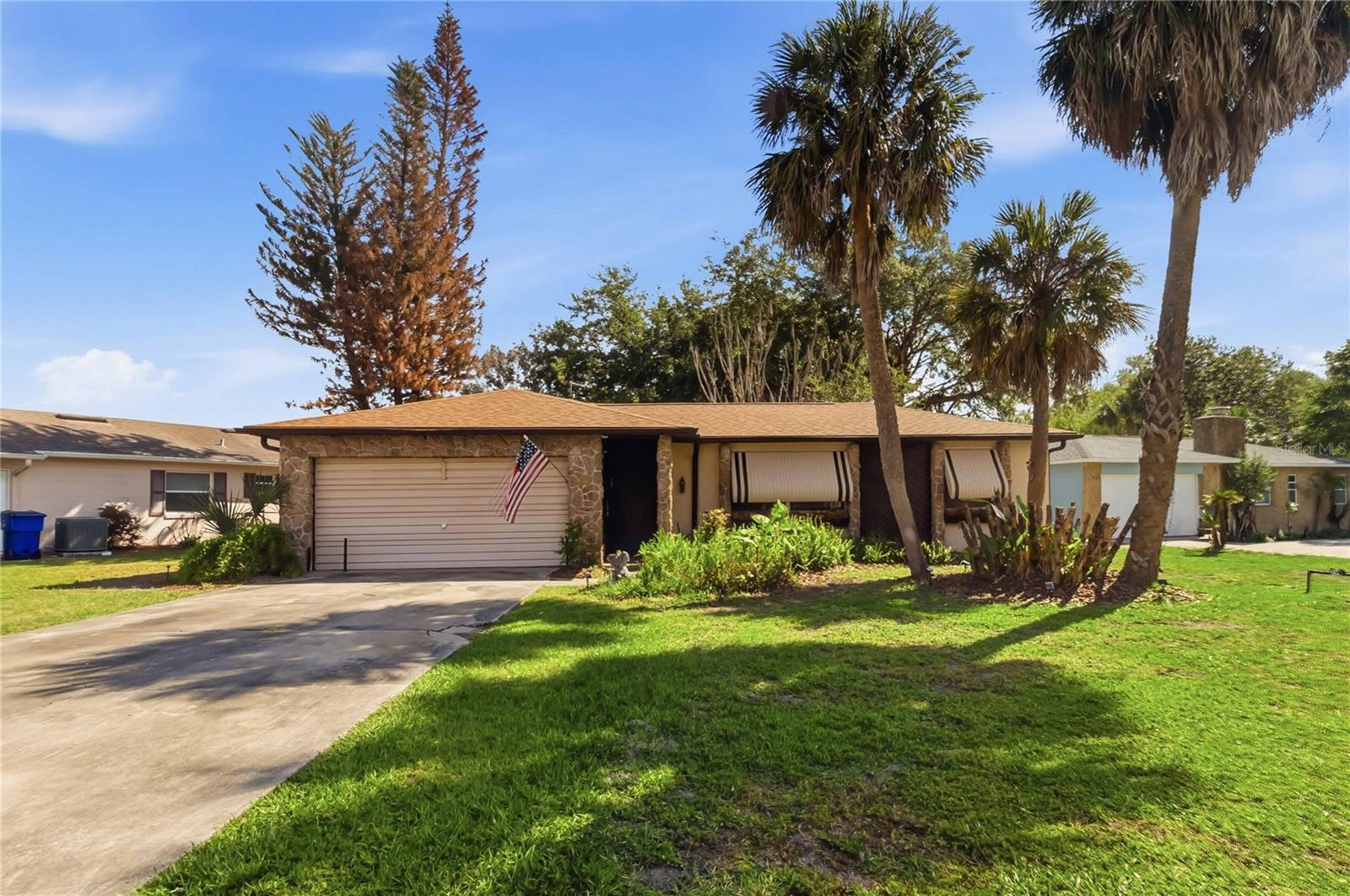 Foto de propiedad en 1719 JUNIPER CIR ST CLOUD con MLS# O6399893