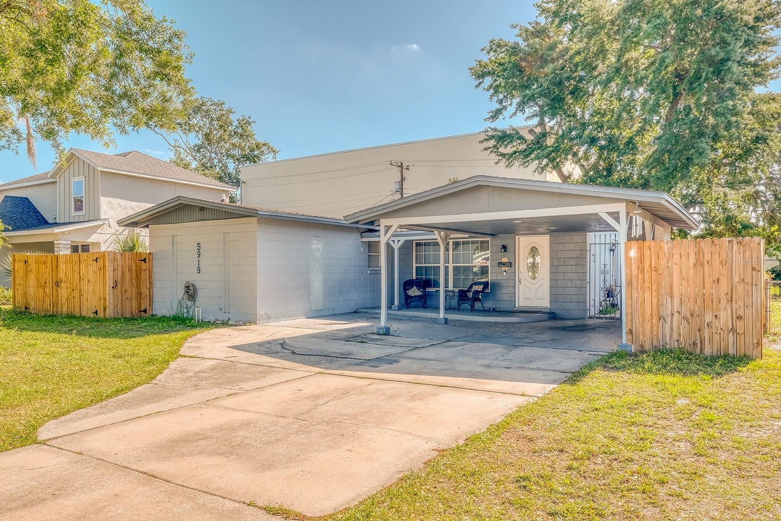 Foto de propiedad en 5919 LUZON DR ORLANDO con MLS# O6400439