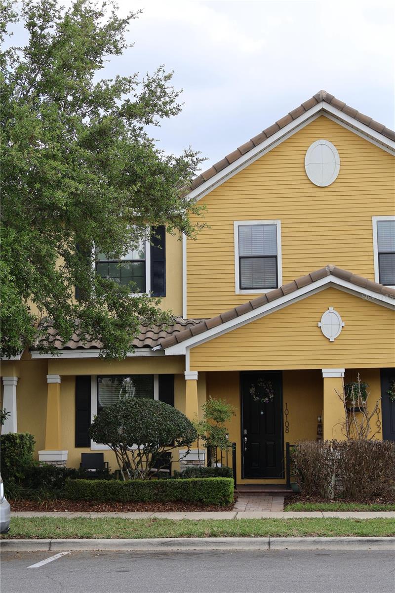 Foto de propiedad en  ORLANDO con MLS# O6400537
