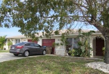 Foto de propiedad en 919 CAPE CORAL PKWY W CAPE CORAL con MLS# O6400633