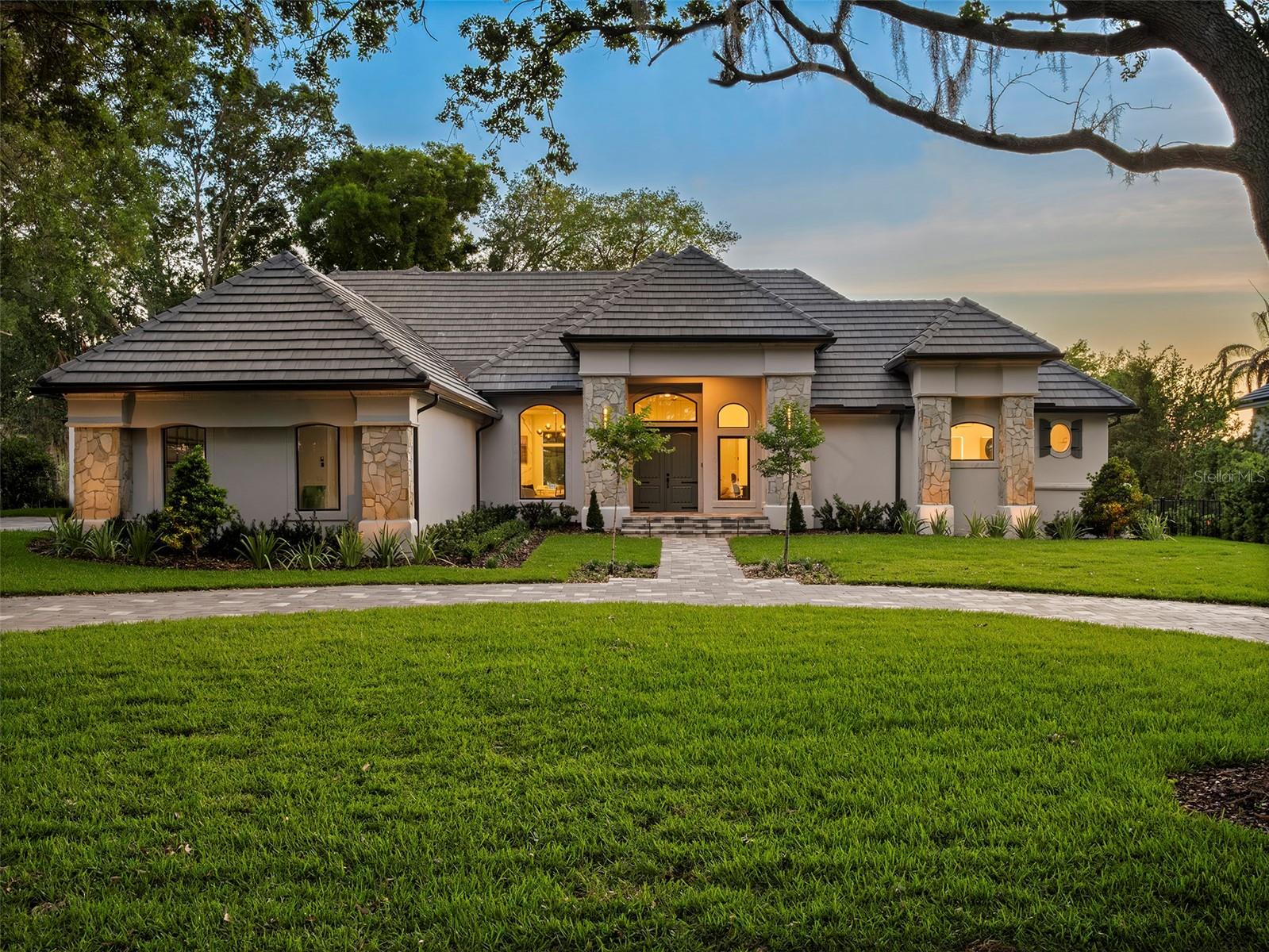 En Venta 5138 FAIRWAY OAKS DR, WINDERMERE, FL 34786