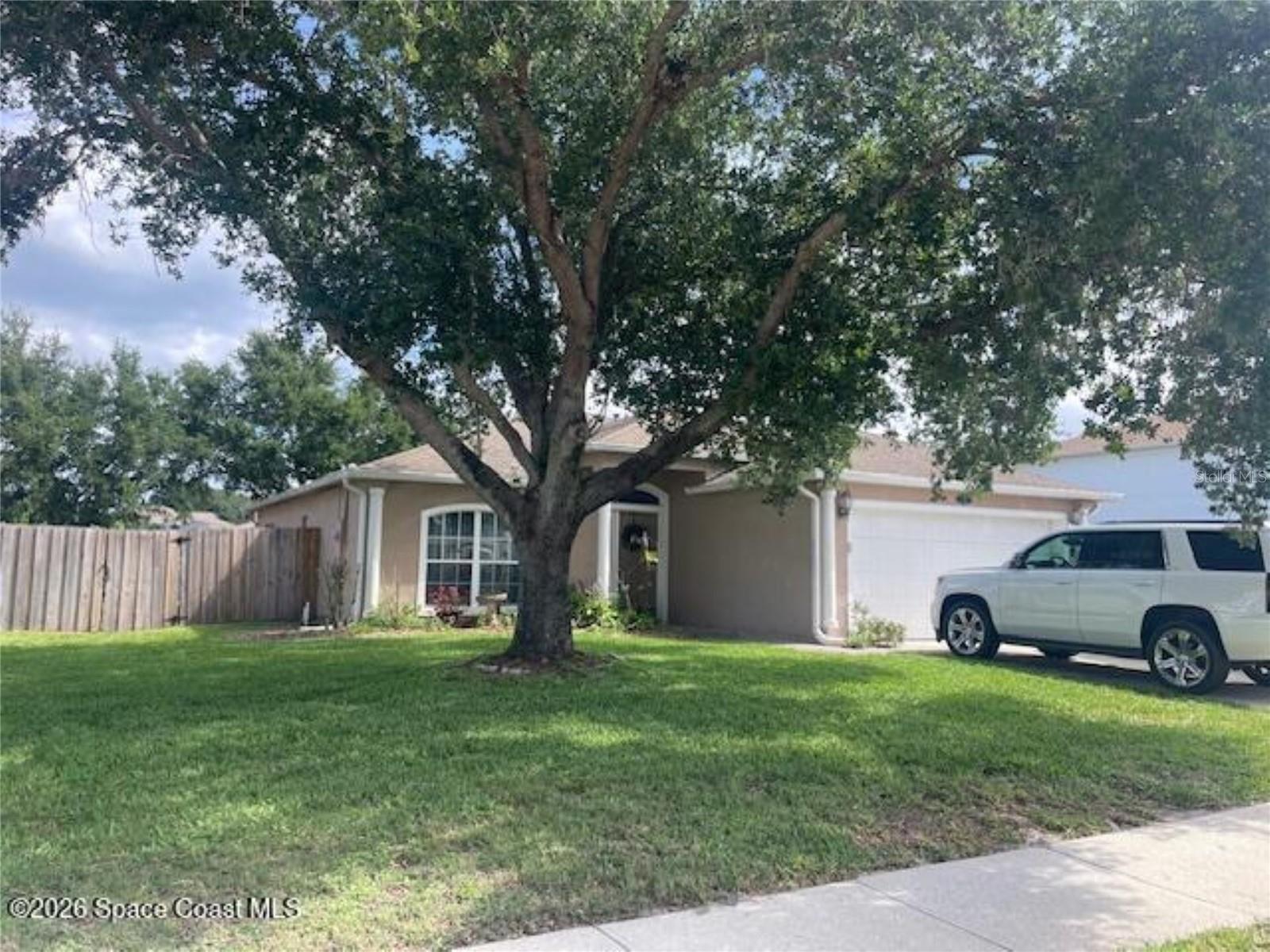 Foto de propiedad en 616 PEACHTREE ST TITUSVILLE con MLS# O6401982