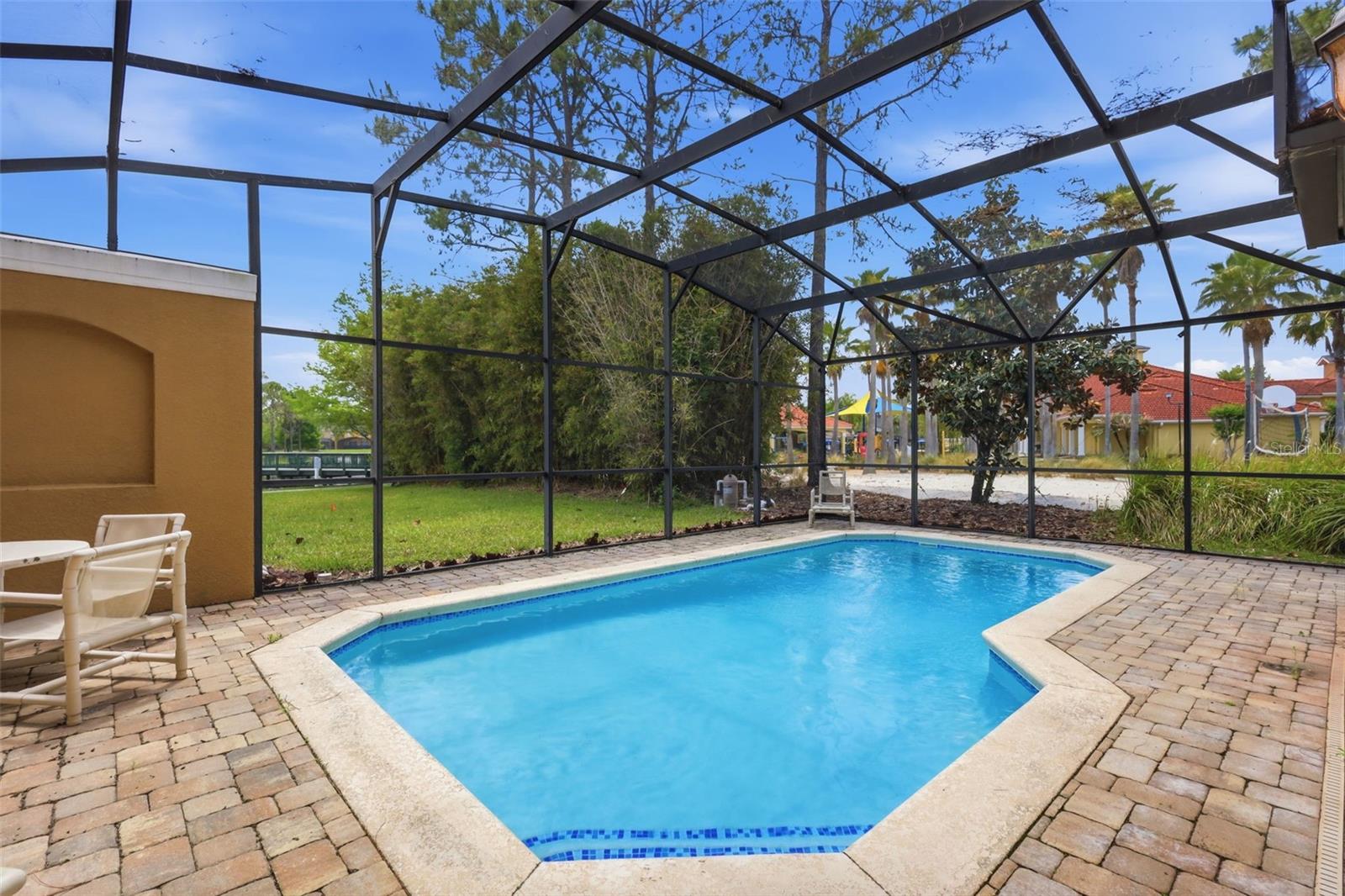 Foto de propiedad en 4722 ORMOND BEACH WAY KISSIMMEE con MLS# O6402310
