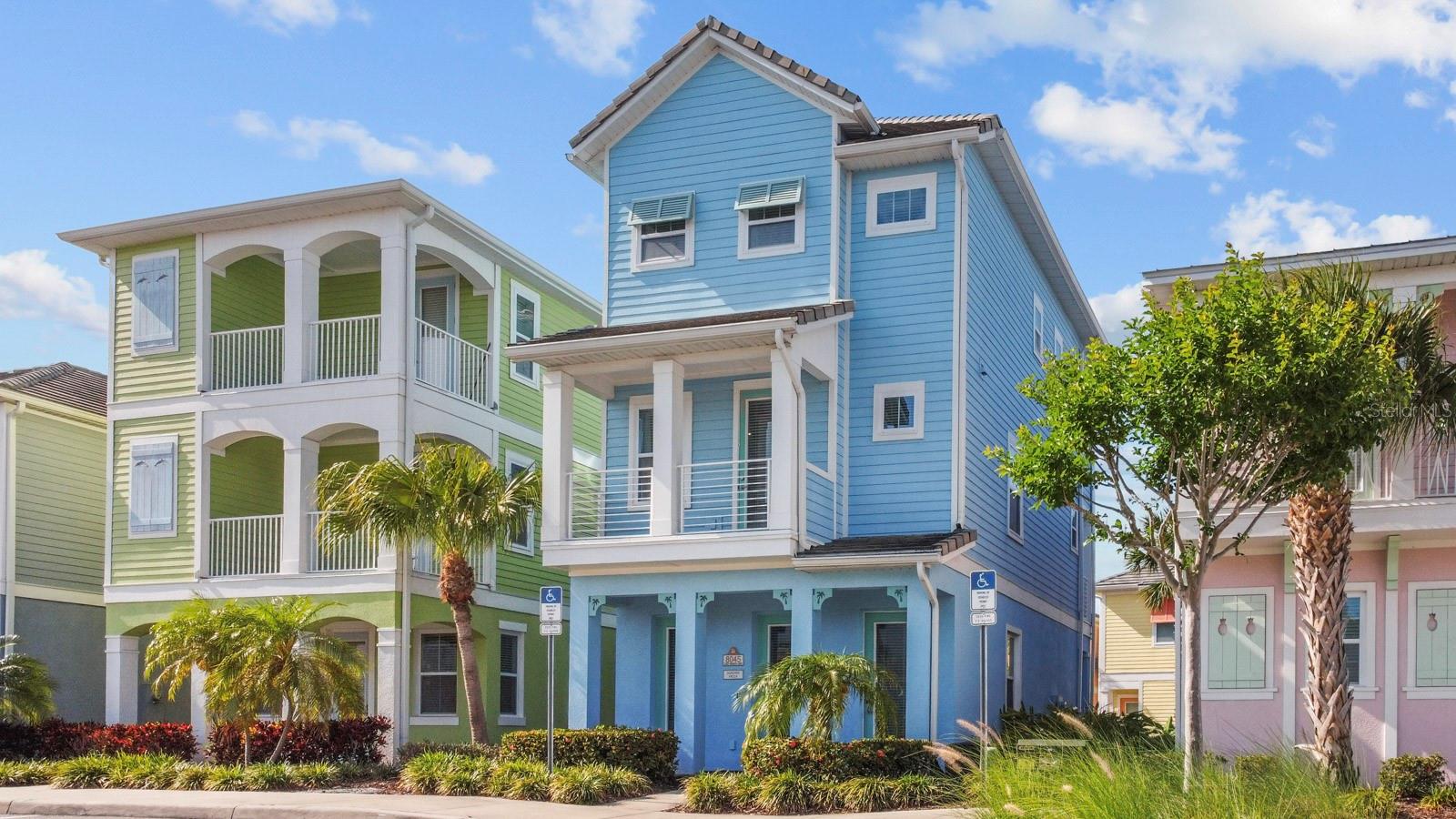 Foto de propiedad en 8045 LOST SHAKER LN KISSIMMEE con MLS# O6404095
