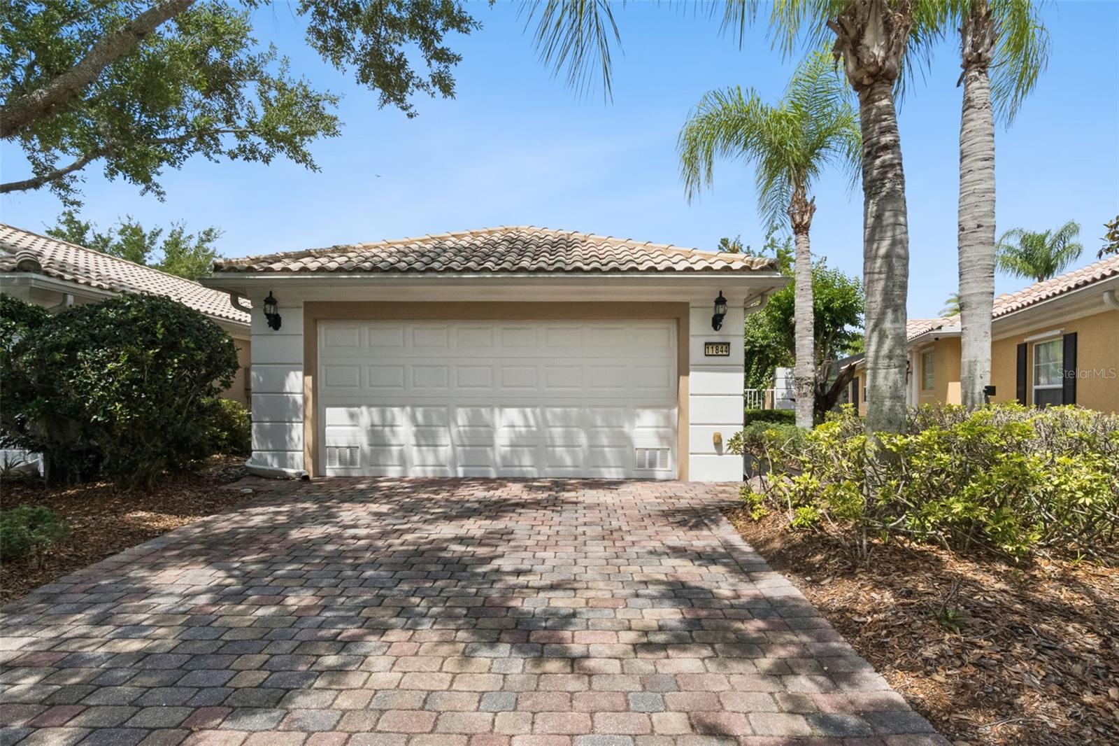 Foto de propiedad en 11844 ASTILBE DR ORLANDO con MLS# O6404157