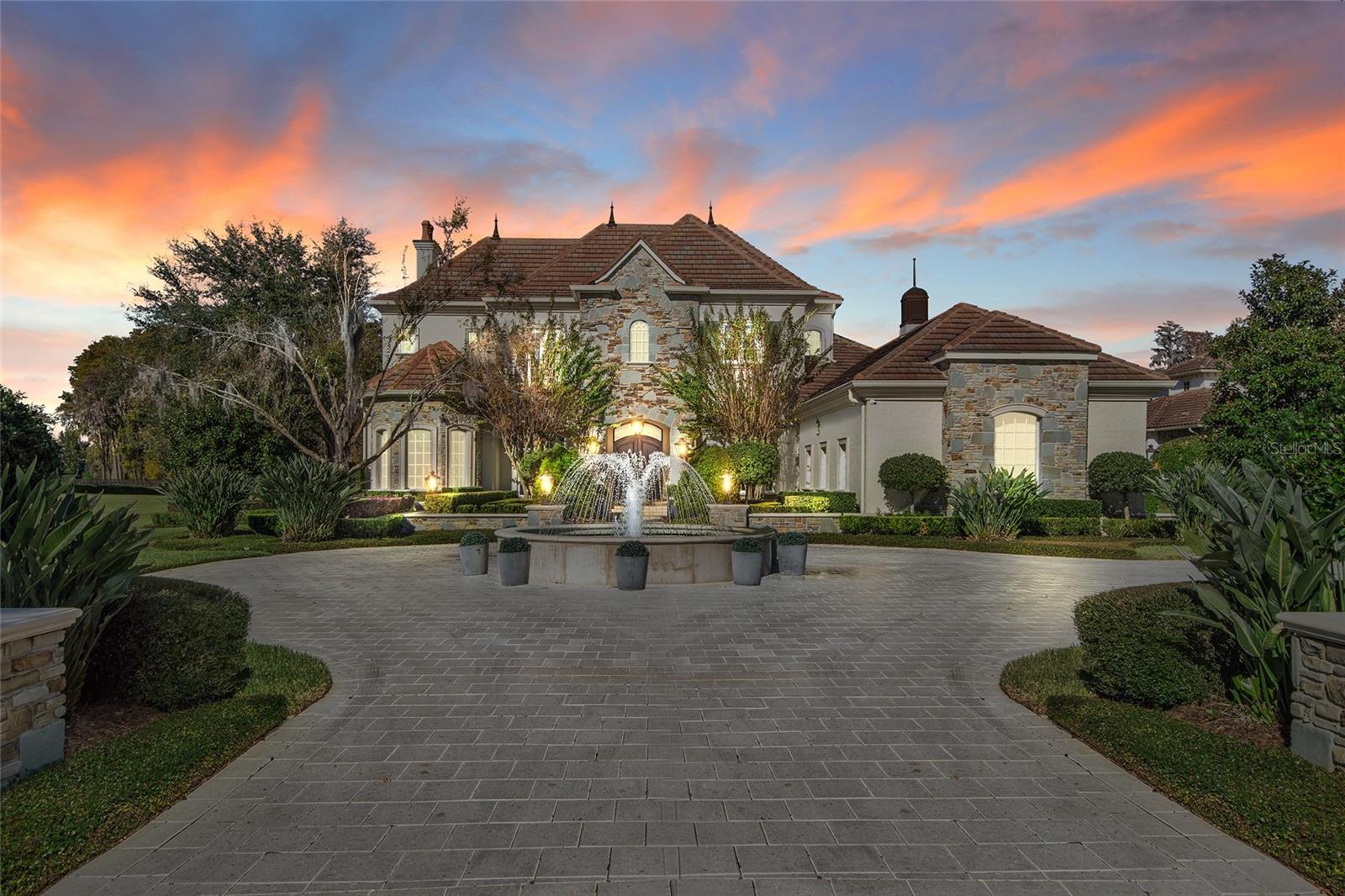 Foto de propiedad en 9349 TIBET POINTE CIR WINDERMERE con MLS# O6404415