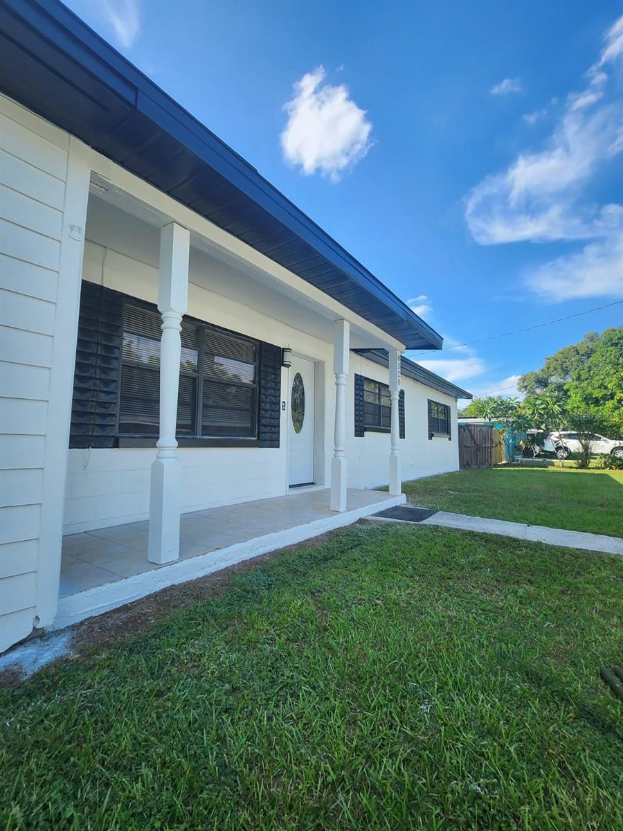 Foto de propiedad en 8320 DOT LN ORLANDO con MLS# O6404475