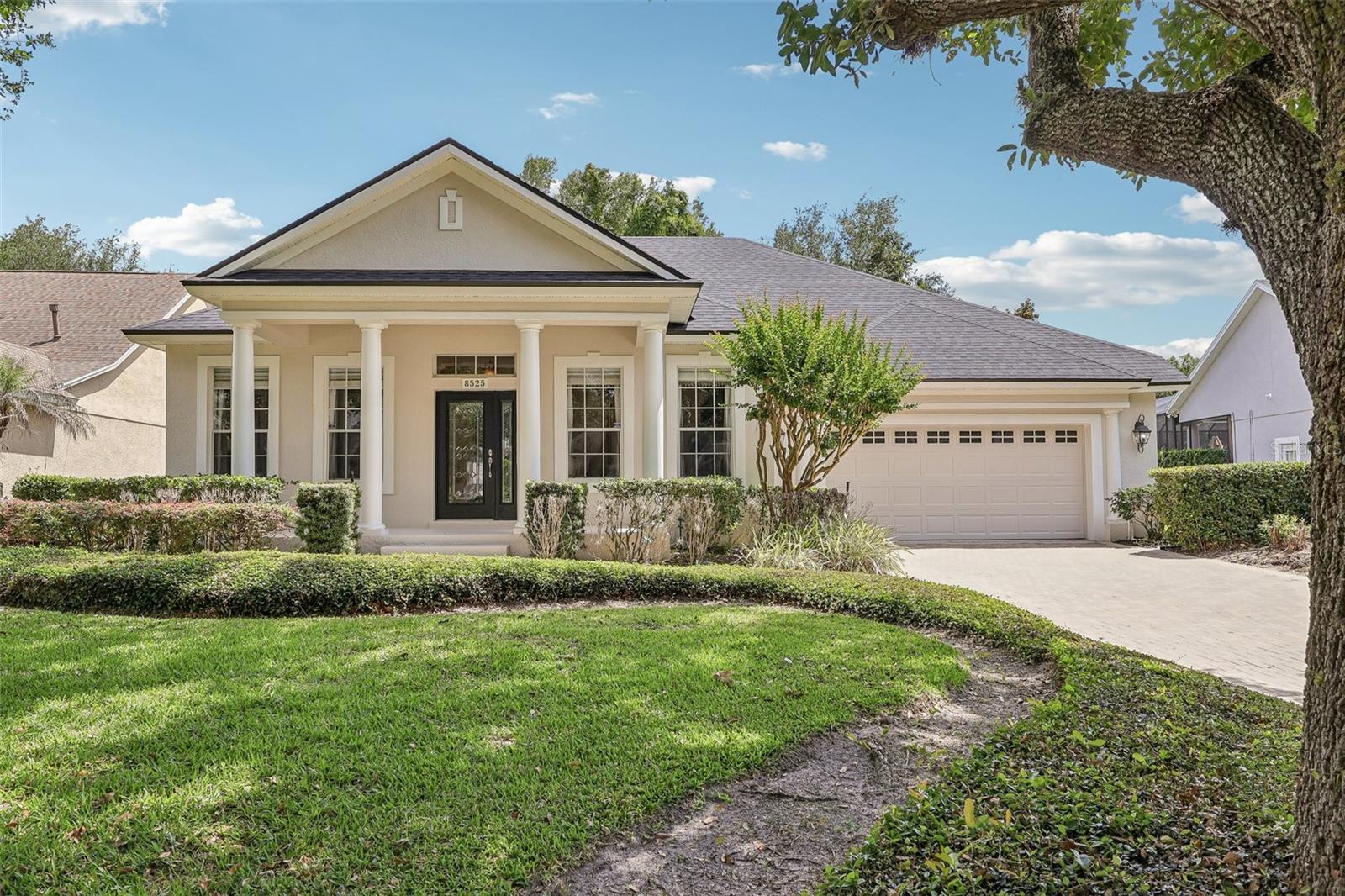 Foto de propiedad en 8525 BOWDEN WAY WINDERMERE con MLS# O6405195