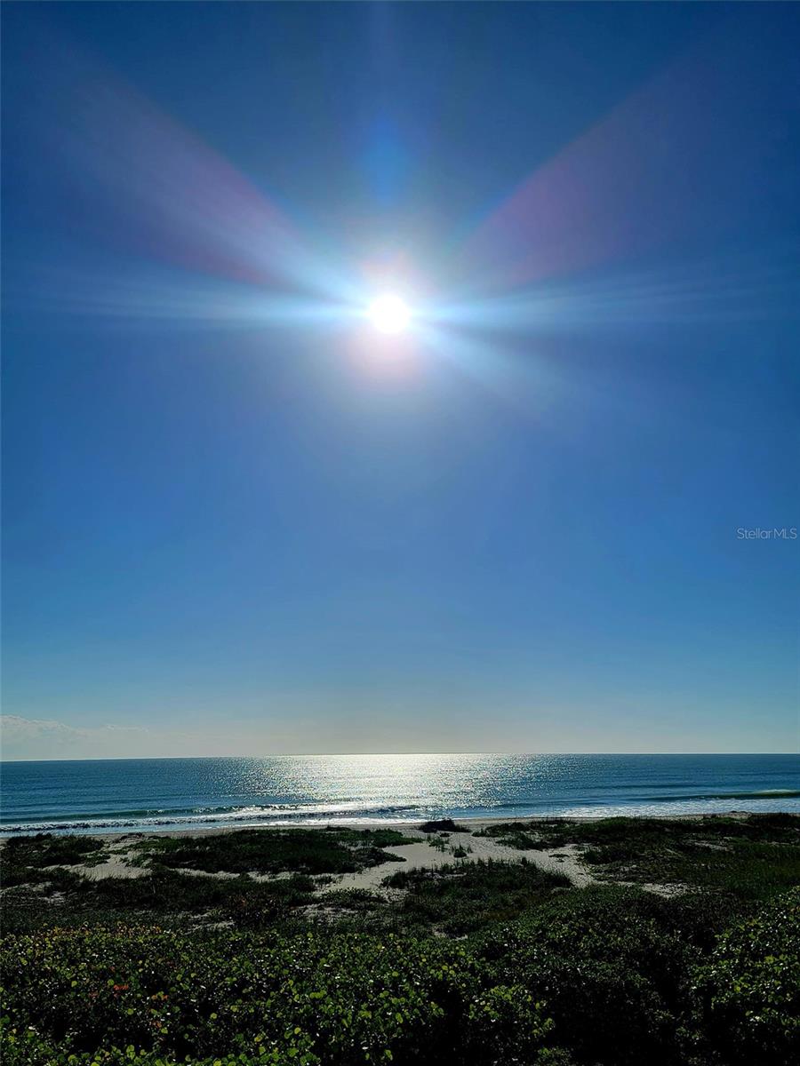 En Venta 750 N ATLANTIC AVE #1104, COCOA BEACH, FL 32931