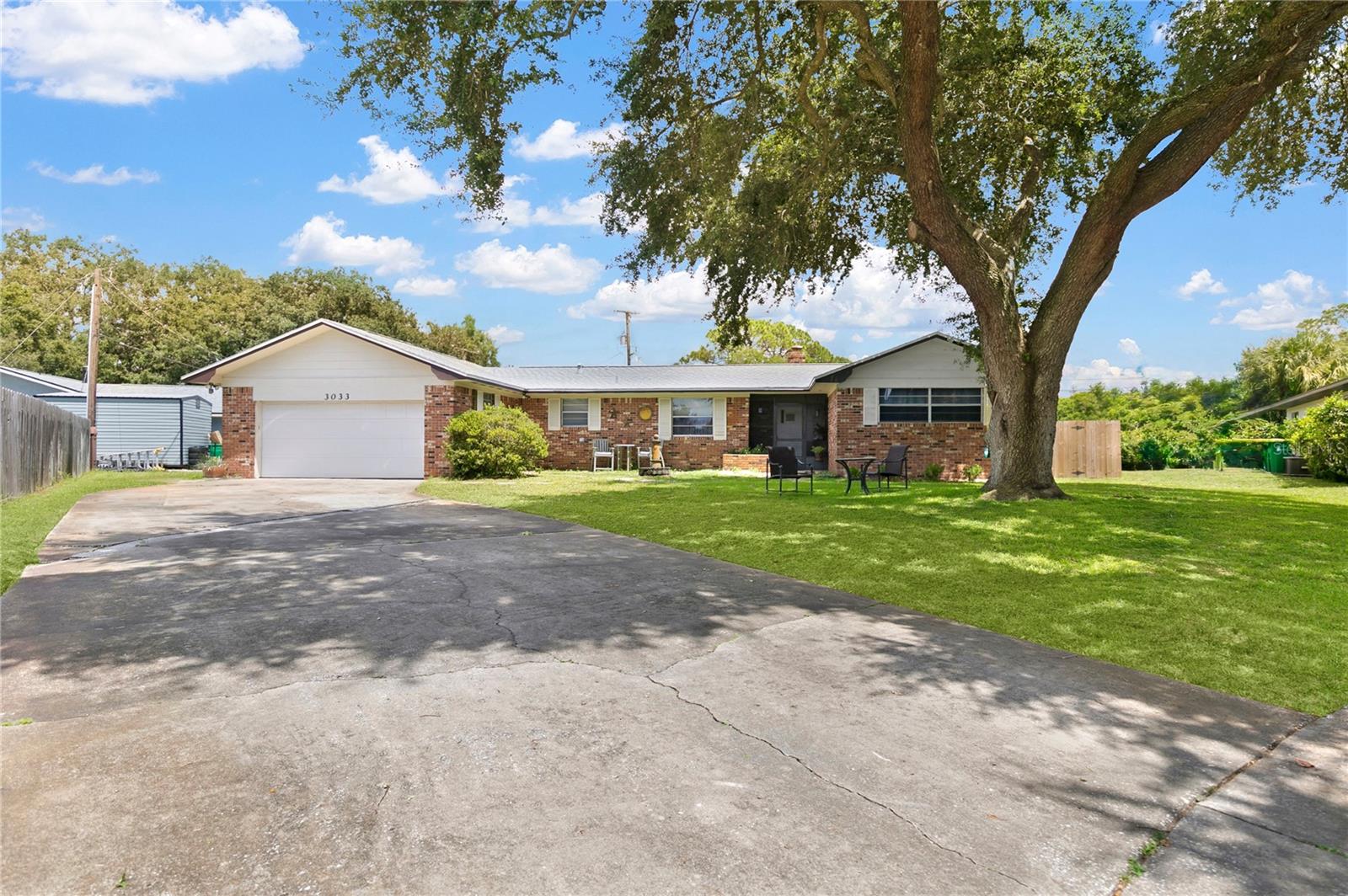 Foto de propiedad en 3033 DEVON CT TITUSVILLE con MLS# O6405976