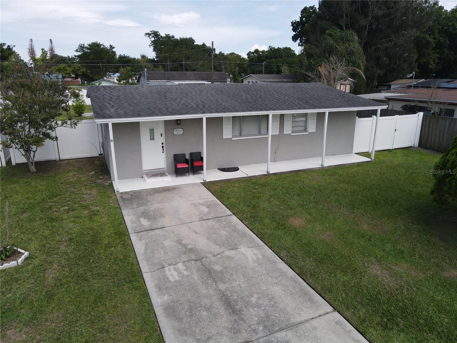 Foto de propiedad en 307 CALIFORNIA AVE ST CLOUD con MLS# O6407365