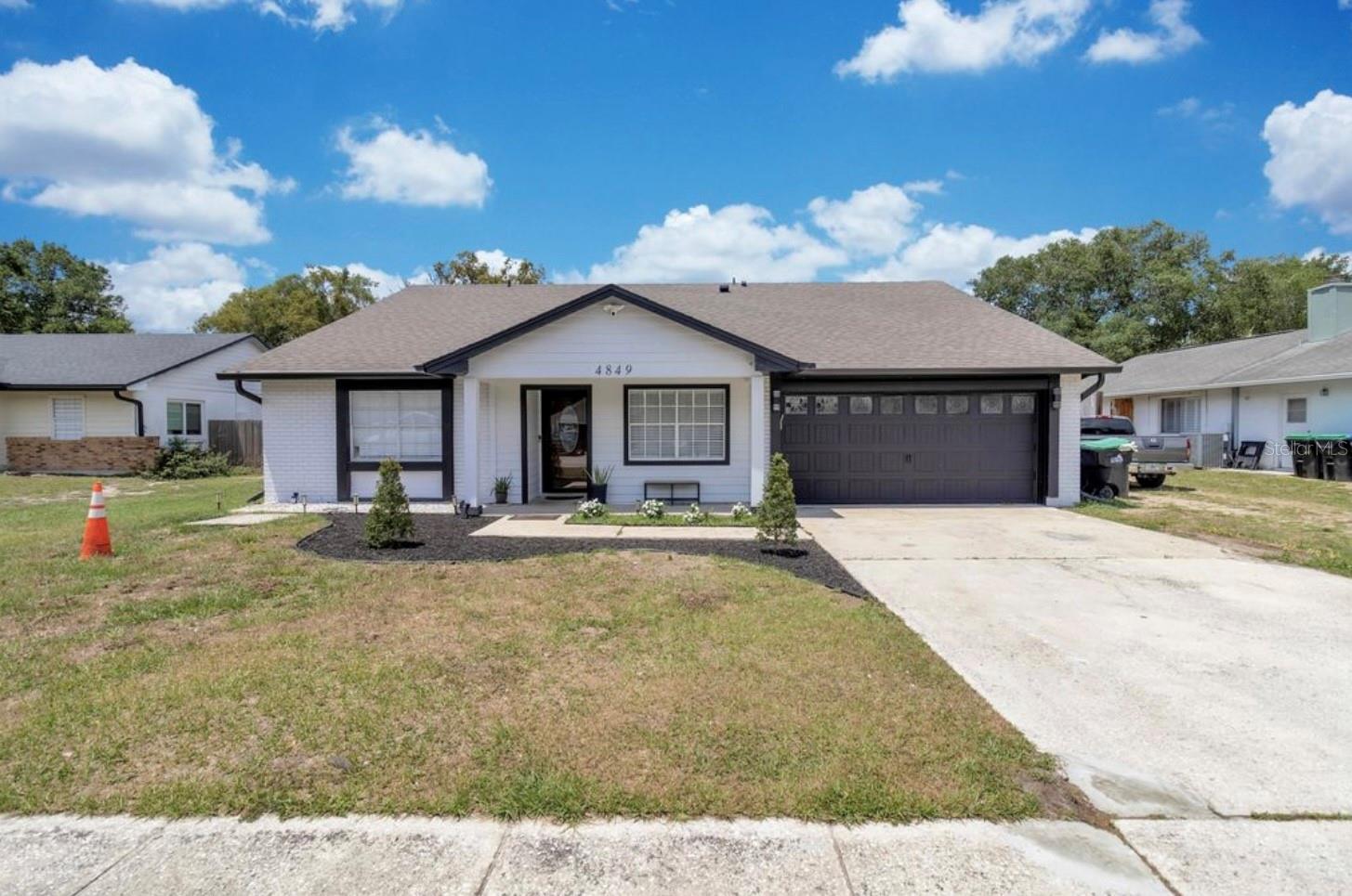 En Venta 4849 EDEN VIEW CT, ORLANDO, FL 32810