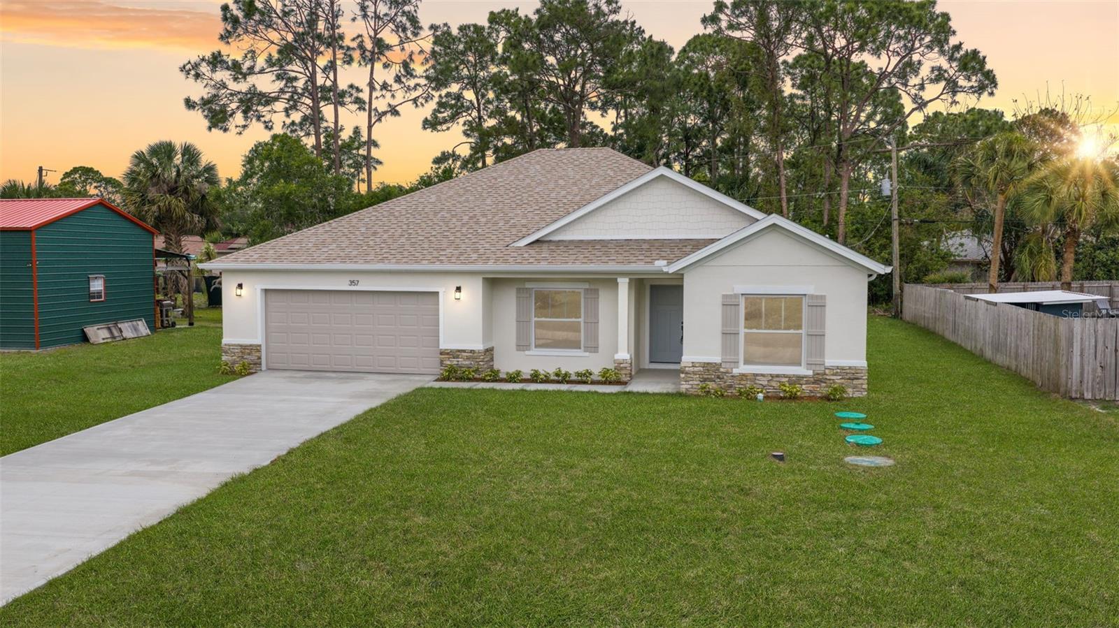 Foto de propiedad en 357 GALICIA ST SW PALM BAY con MLS# O6407614