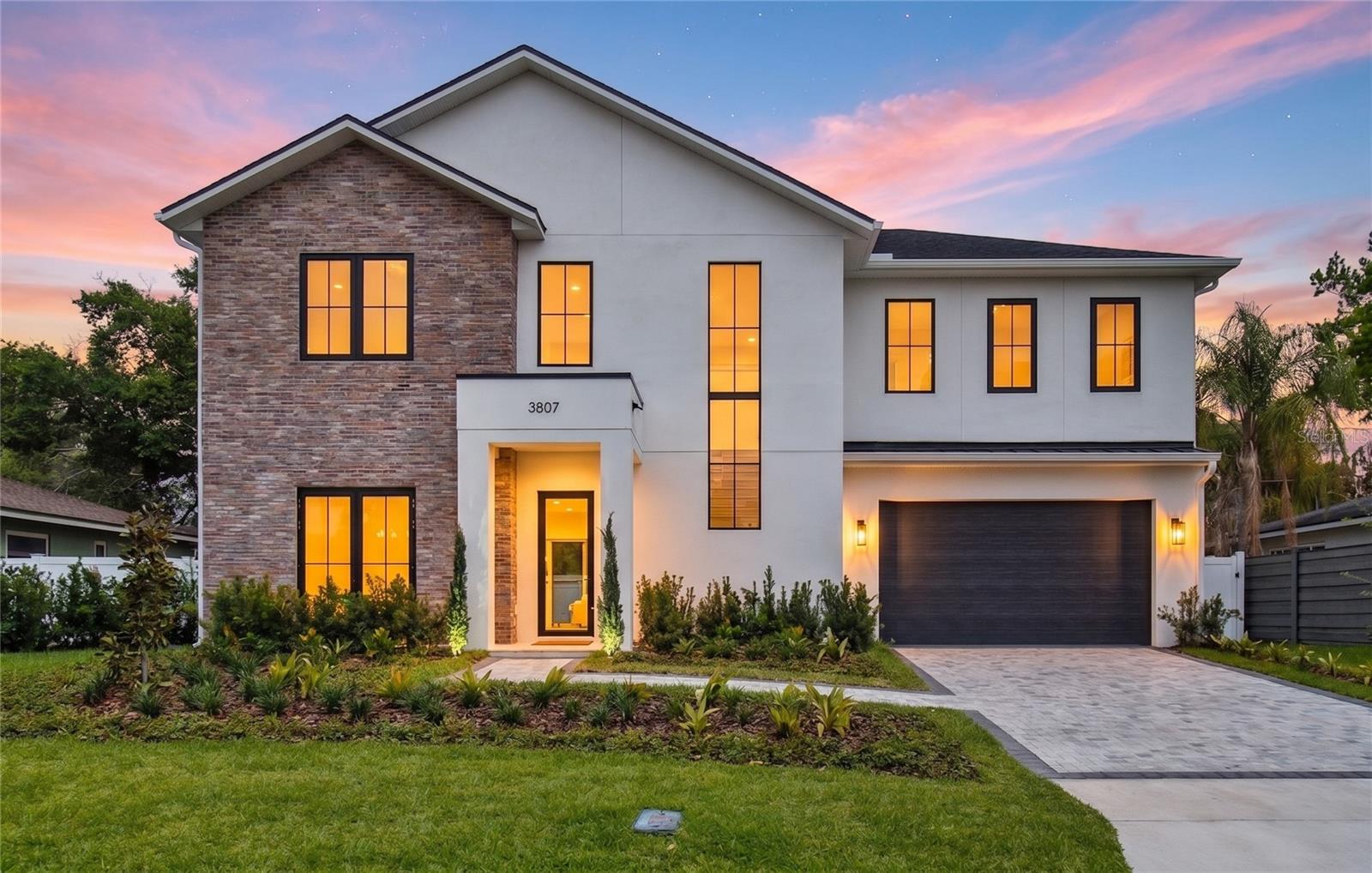 En Venta 3807 PELICAN LN, ORLANDO, FL 32803