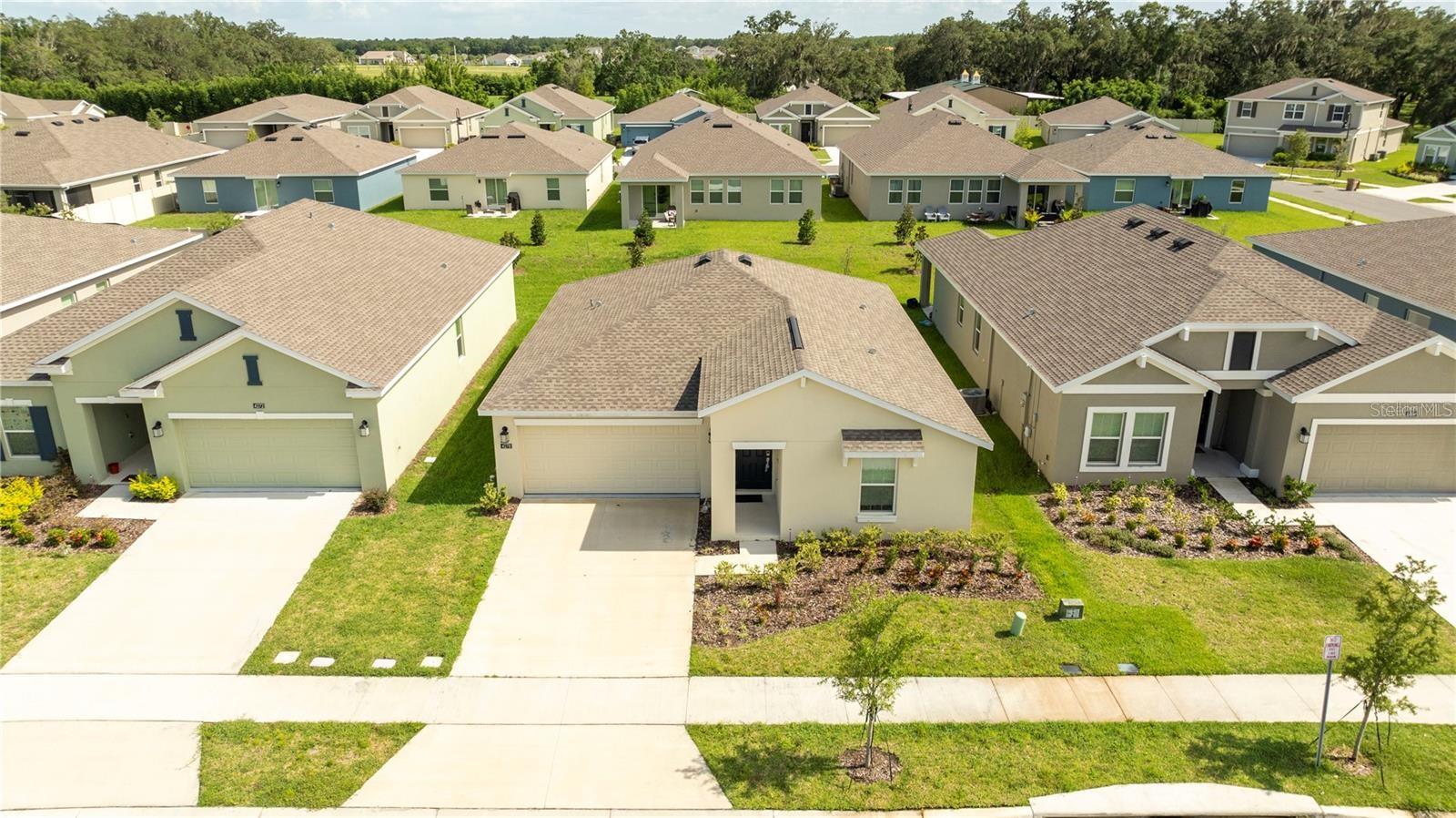 Foto de propiedad en 4278 GREEN GABLES PL KISSIMMEE con MLS# O6407718