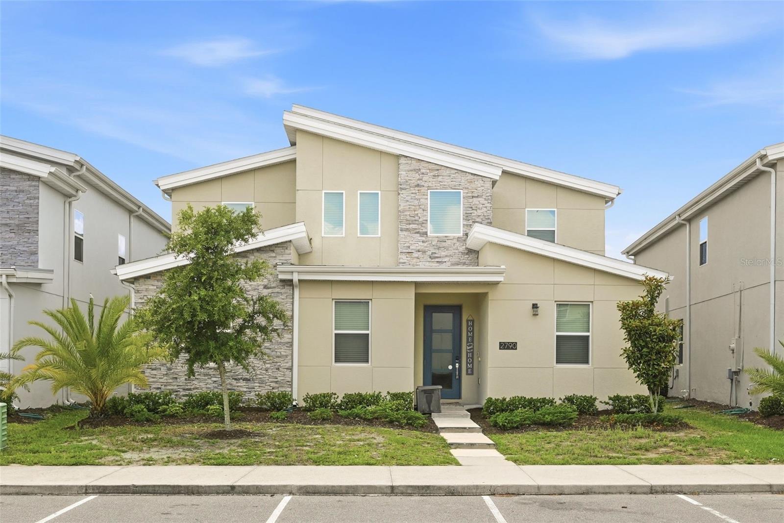 Foto de propiedad en 2790 OXYMORON WAY KISSIMMEE con MLS# O6408034