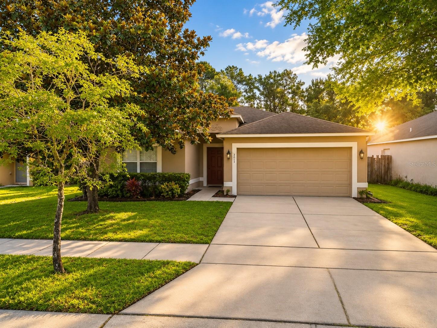 Foto de propiedad en 2015 CORNER SCHOOL DR ORLANDO con MLS# O6408229
