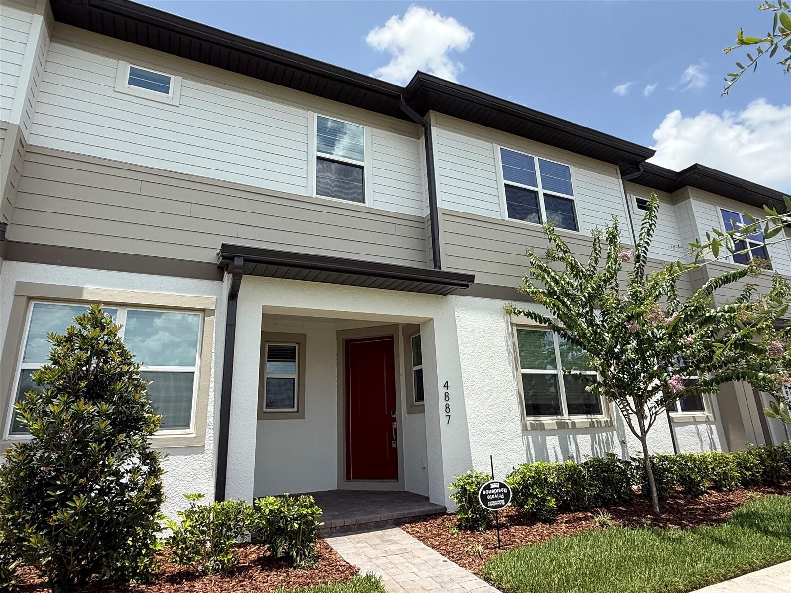 Foto de propiedad en 4887 CROSS PRAIRIE PKWY ST CLOUD con MLS# O6408349