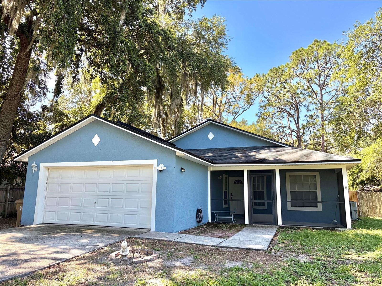Foto de propiedad en 6436 FIG LEAF ST ST CLOUD con MLS# O6408511