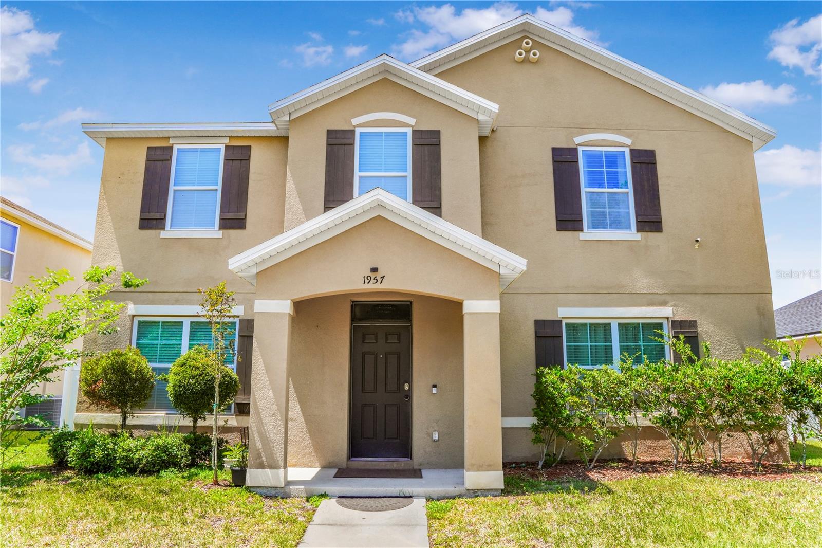Foto de propiedad en 1957 RED CANYON DR KISSIMMEE con MLS# O6409138