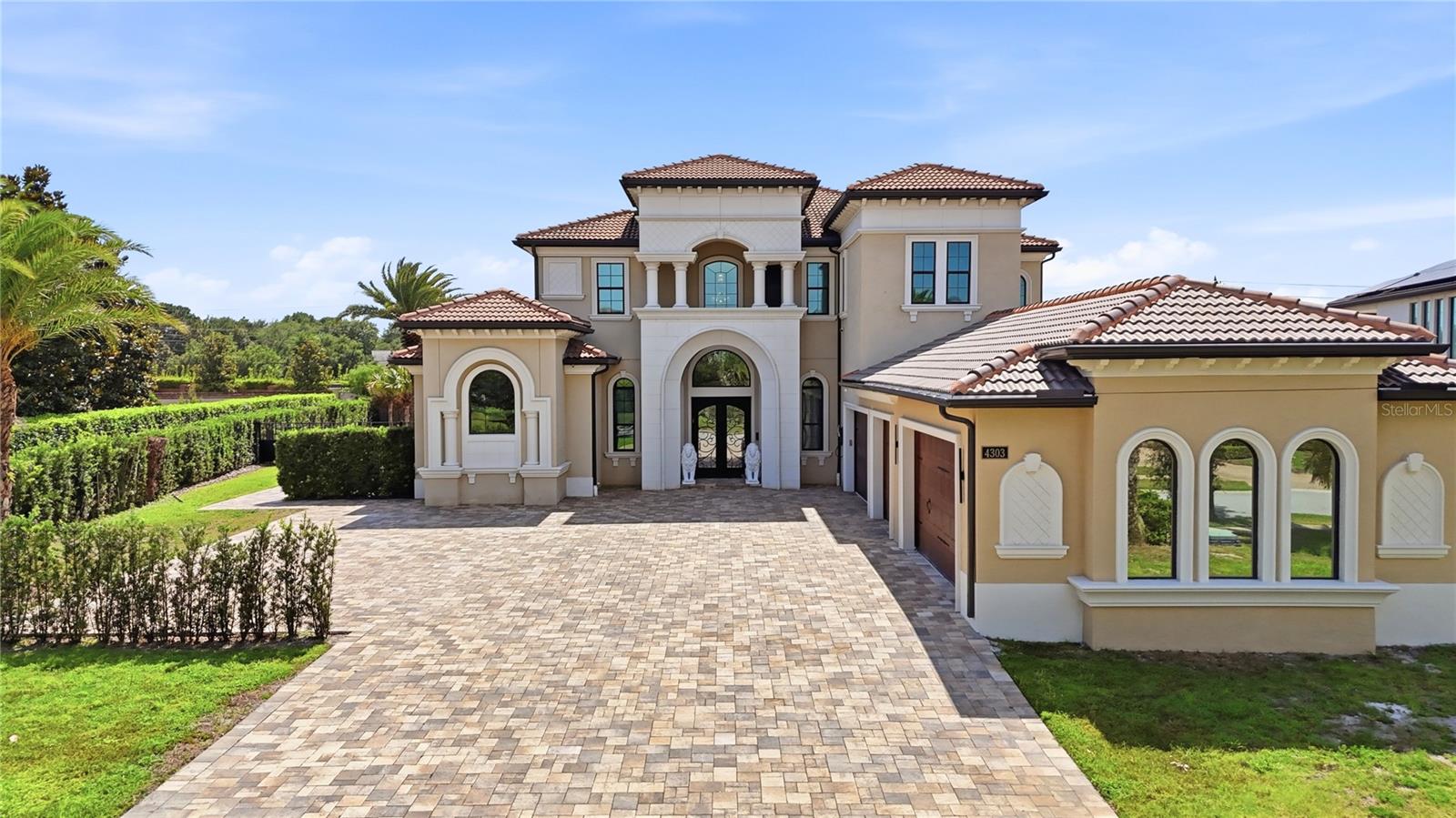 Foto de propiedad en 4303 ISABELLA CIR WINDERMERE con MLS# O6409406