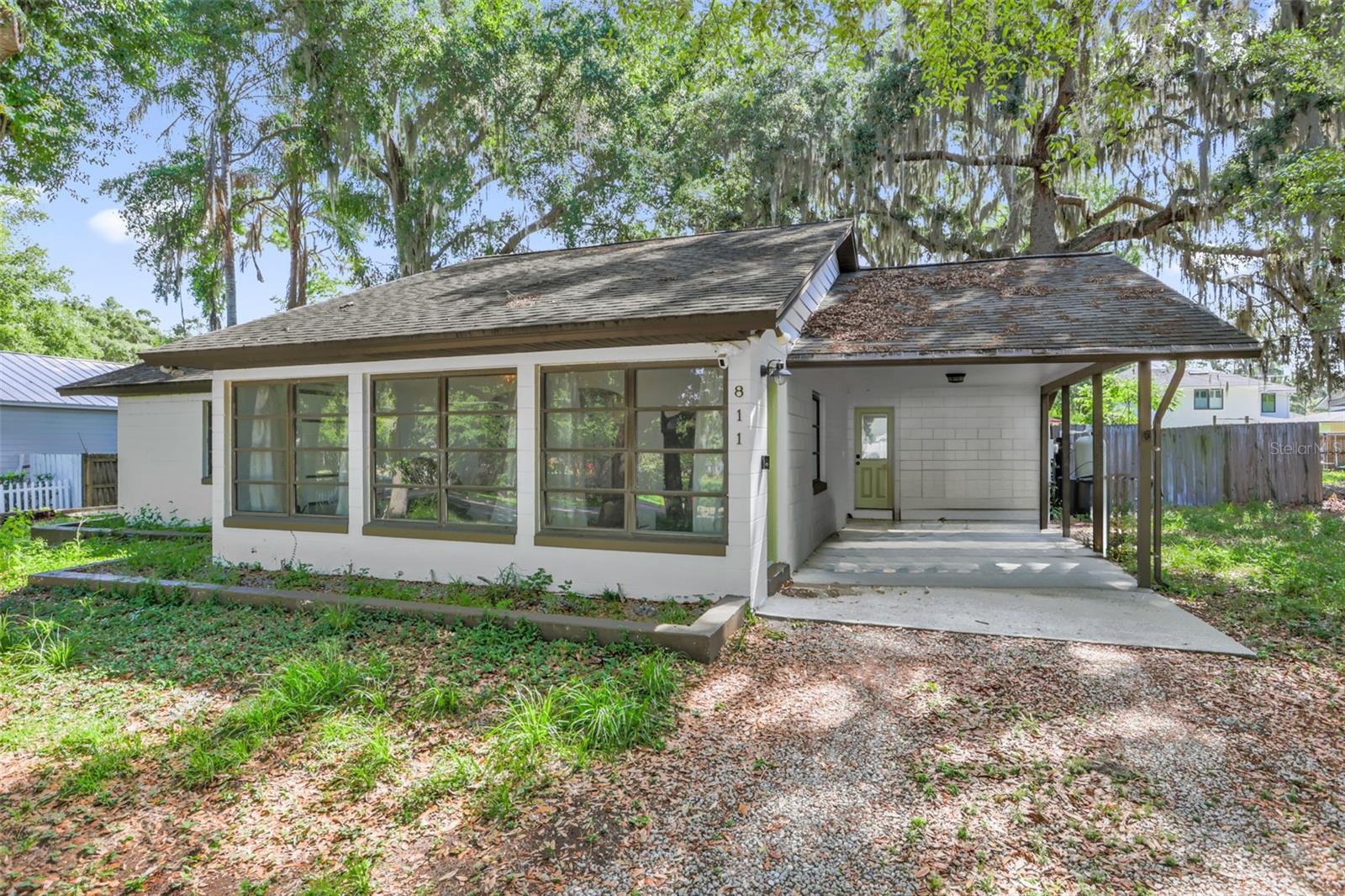 Foto de propiedad en 811 MAIN ST WINDERMERE con MLS# O6409463