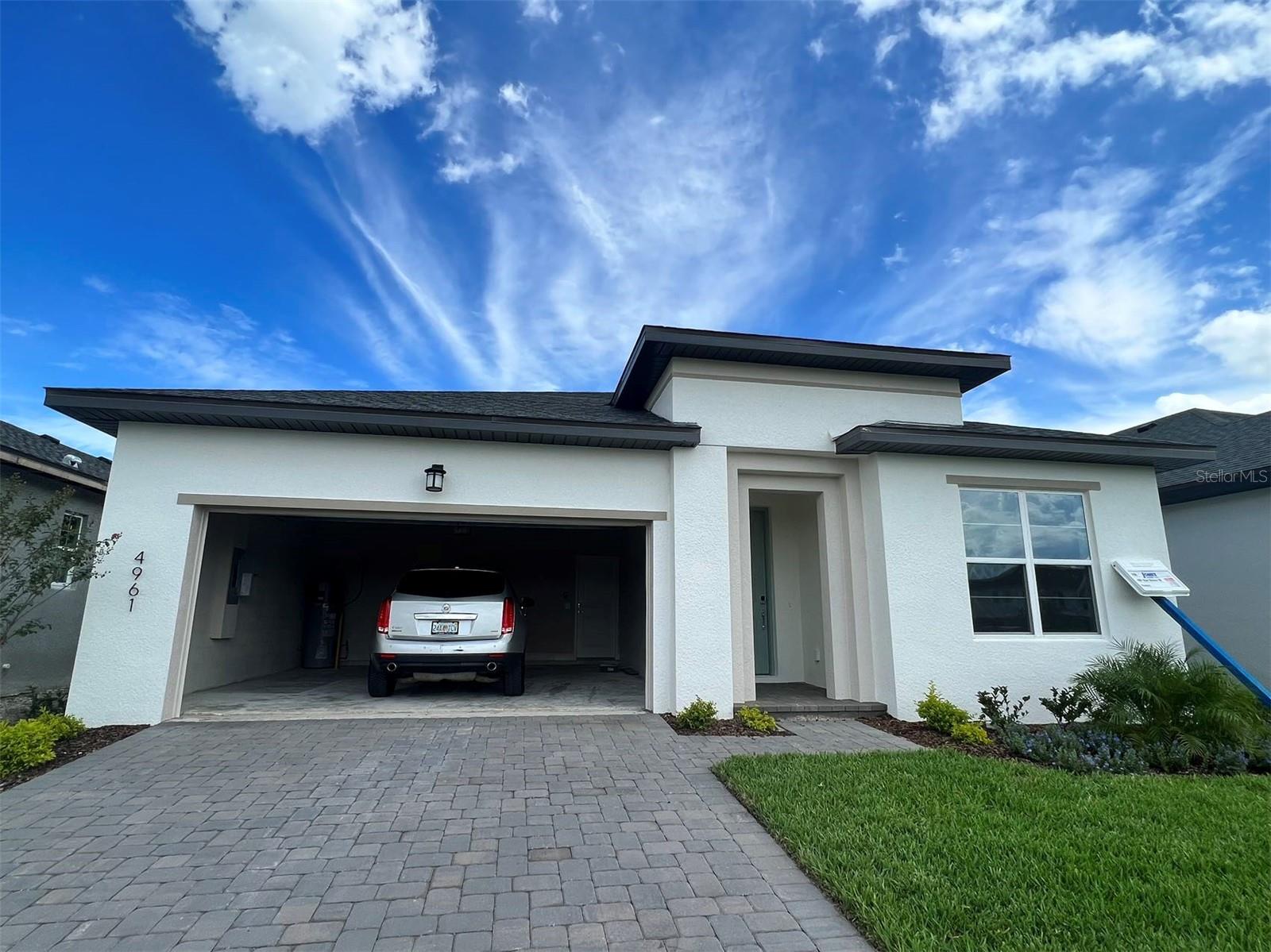 Foto de propiedad en 4961 RAIN SHADOW DR ST CLOUD con MLS# O6409637