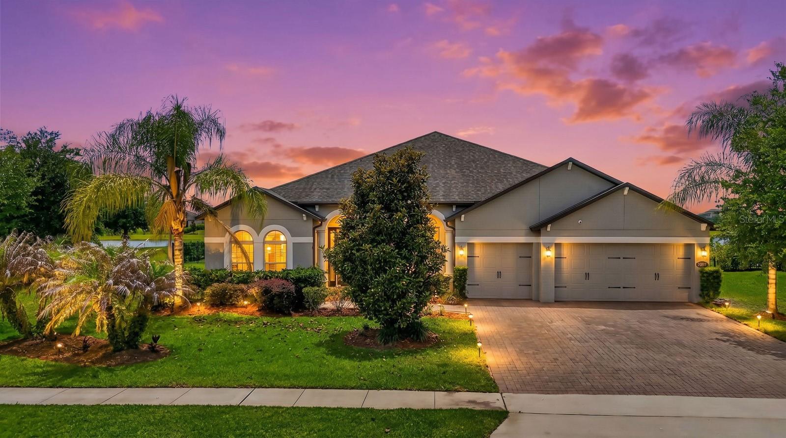 Foto de propiedad en 17614 SAILFIN DR ORLANDO con MLS# O6410238