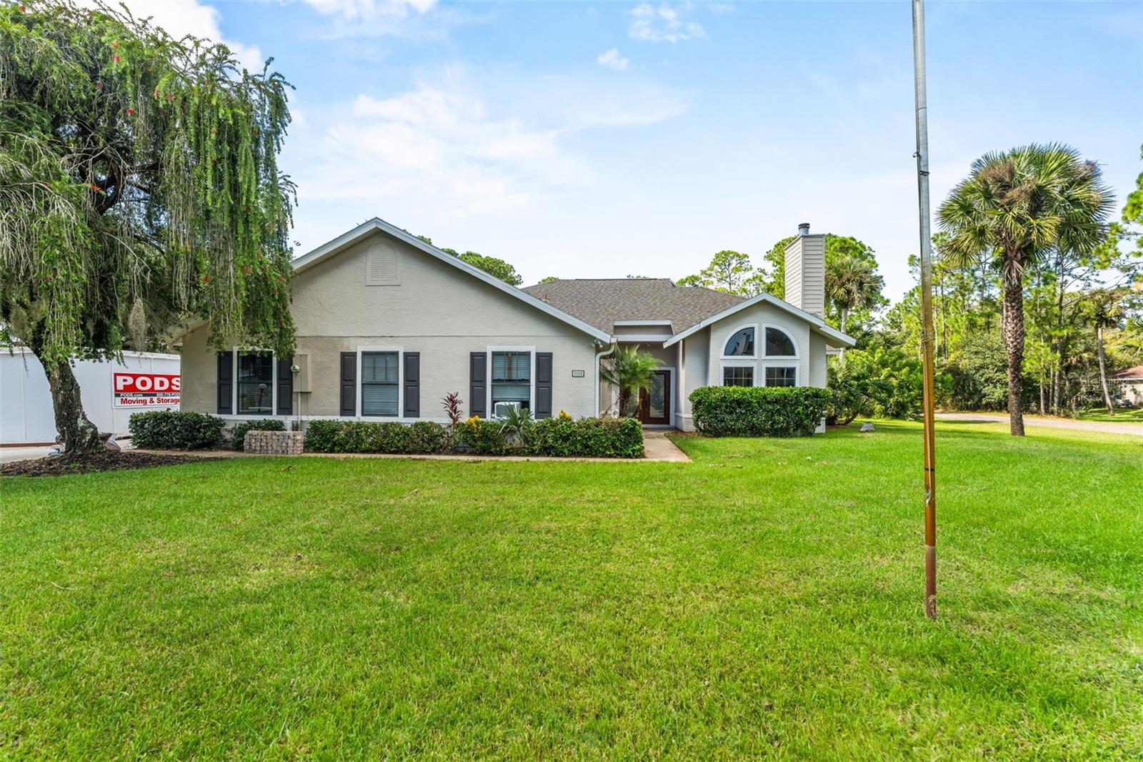 Foto de propiedad en 5560 BOB WHITE TRL MIMS con MLS# O6410275