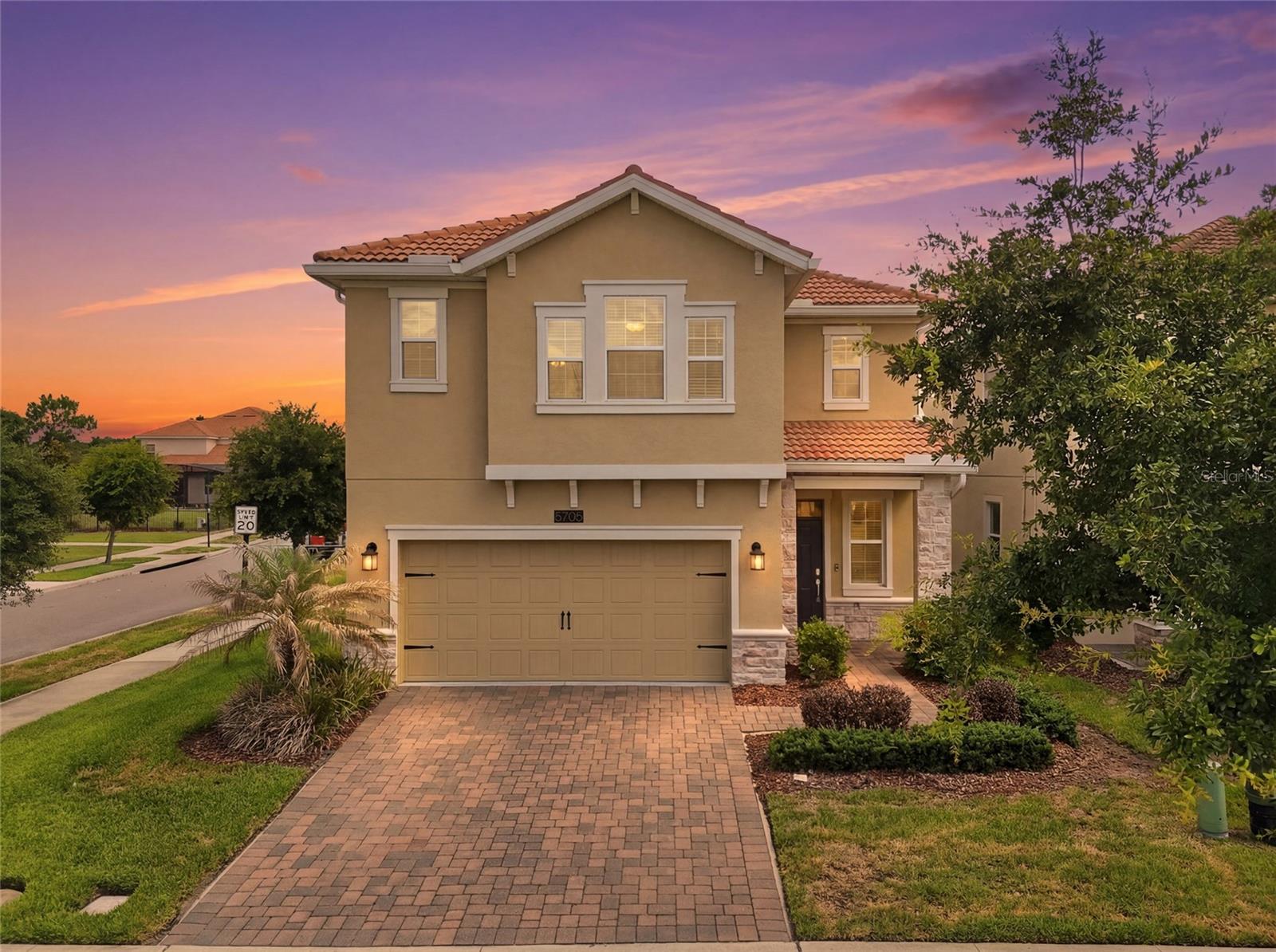 Foto de propiedad en 8700 PACIFIC DUNES DR DAVENPORT con MLS# O6412801