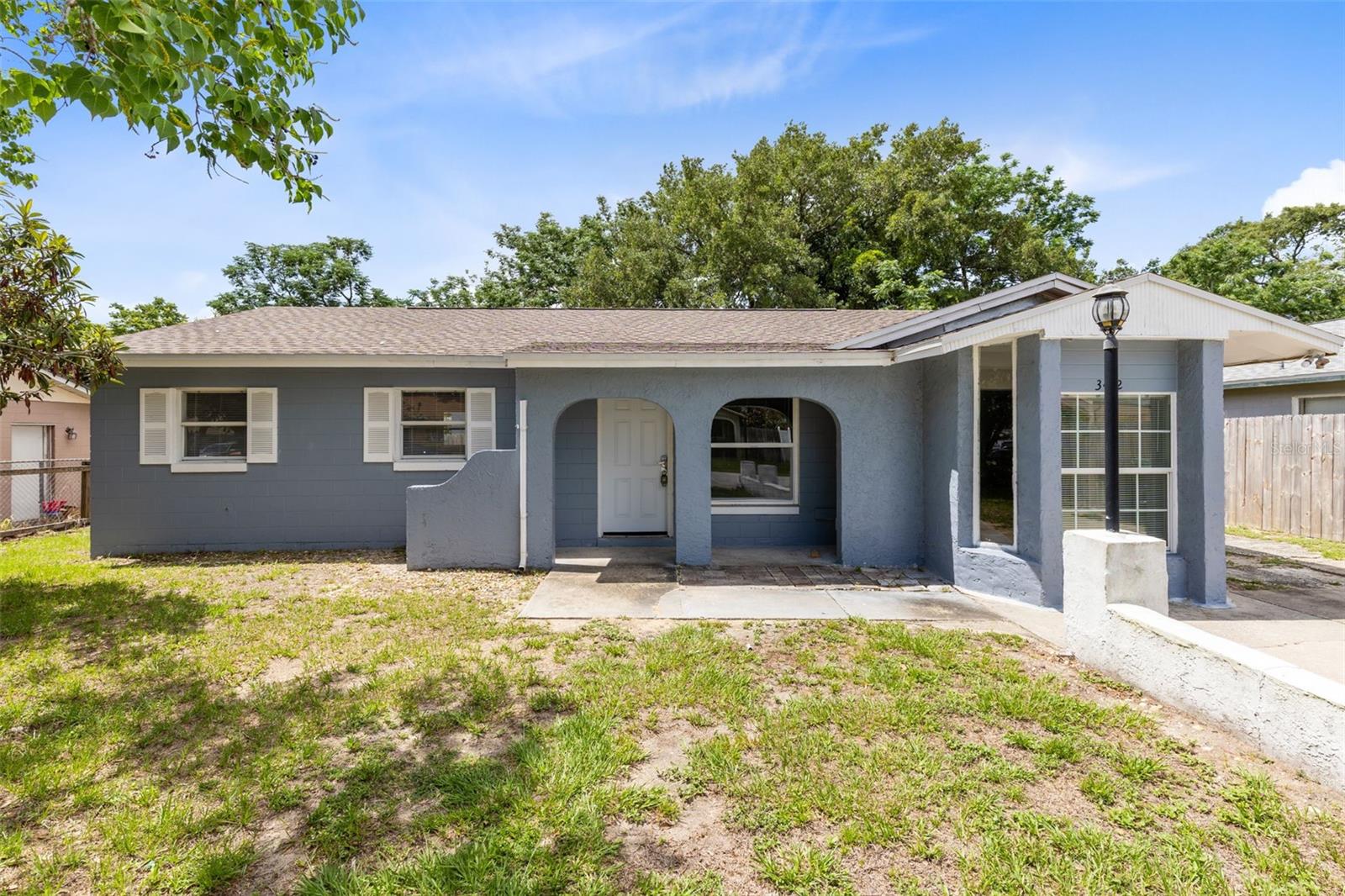 Foto de propiedad en 3432 HARRY ST APOPKA con MLS# O6412901
