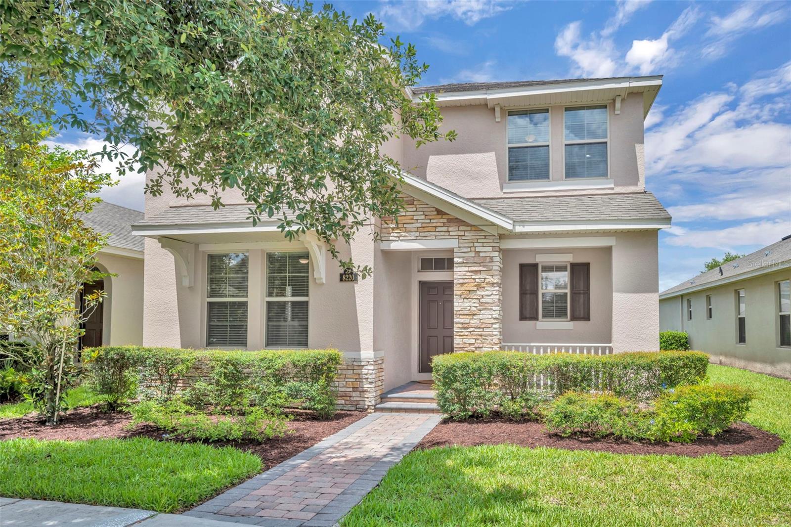 Foto de propiedad en 8220 BAYVIEW CROSSING DR WINTER GARDEN con MLS# O6412974