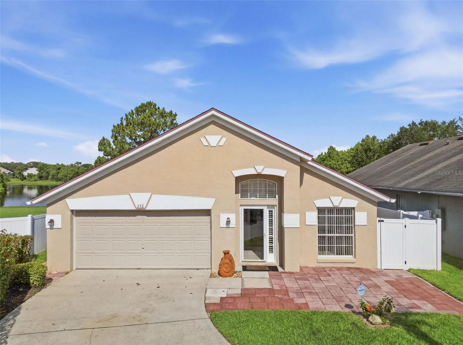 Foto de propiedad en 632 CYPRESS TREE CT ORLANDO con MLS# O6413327