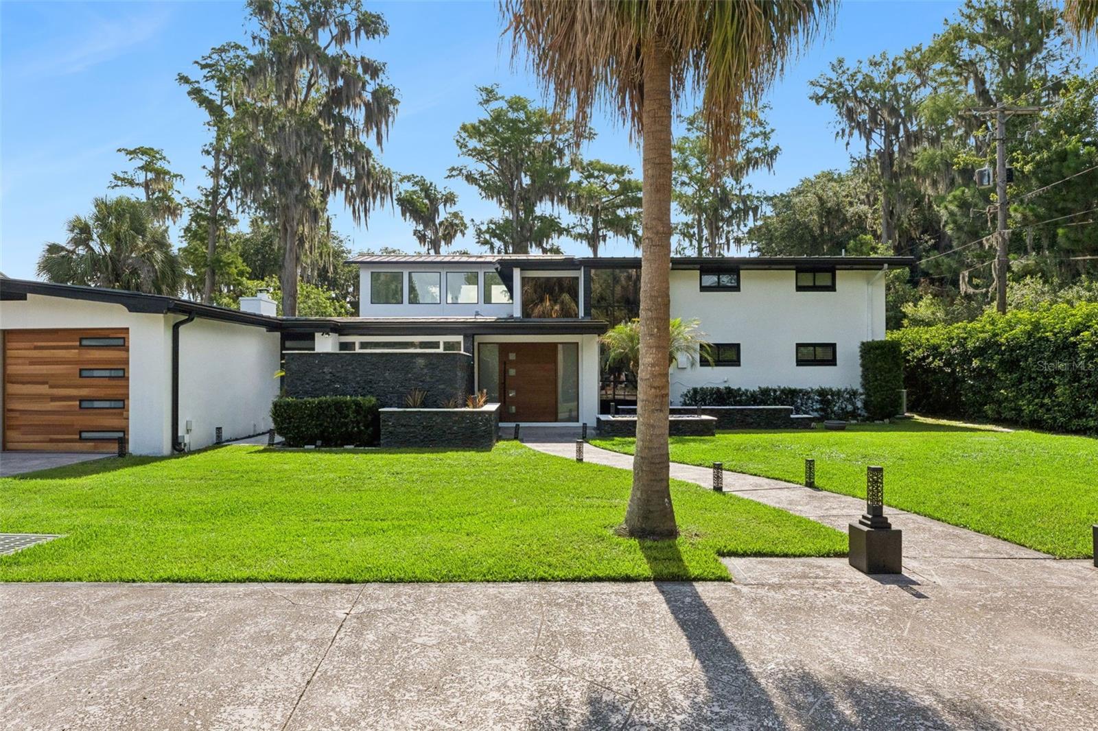 Foto de propiedad en 5583 JESSAMINE LN ORLANDO con MLS# O6414379